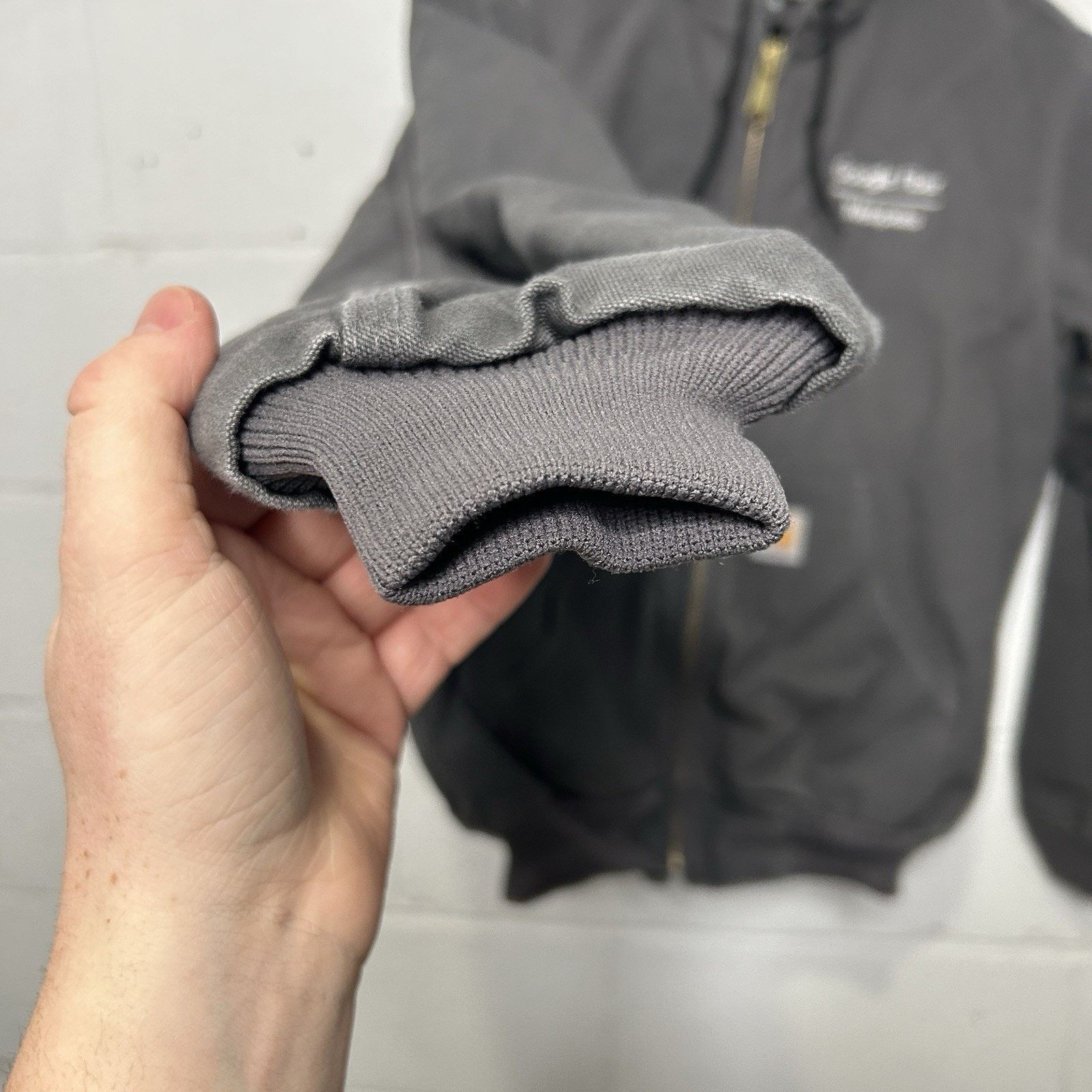 Carhartt Carhartt Quilted Hooded Active Jacket “Gravel” 103940-GVL Size US S / EU 44-46 / 1 - 10 Thumbnail