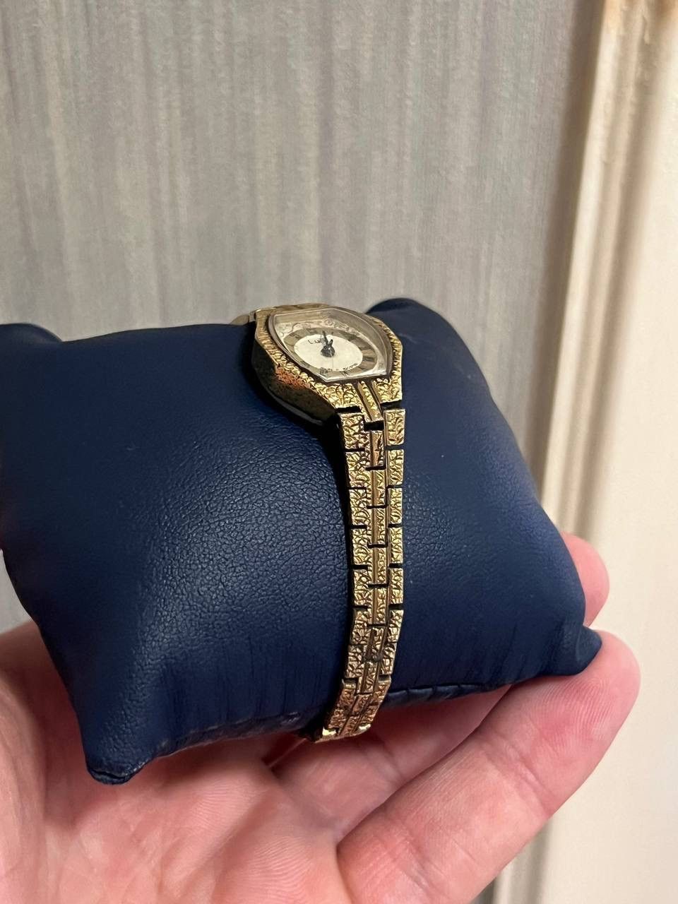 Jewelry Vintage USSR Watch "Lutch" Automatic Movement 1980s Rare Size ONE SIZE - 4 Thumbnail