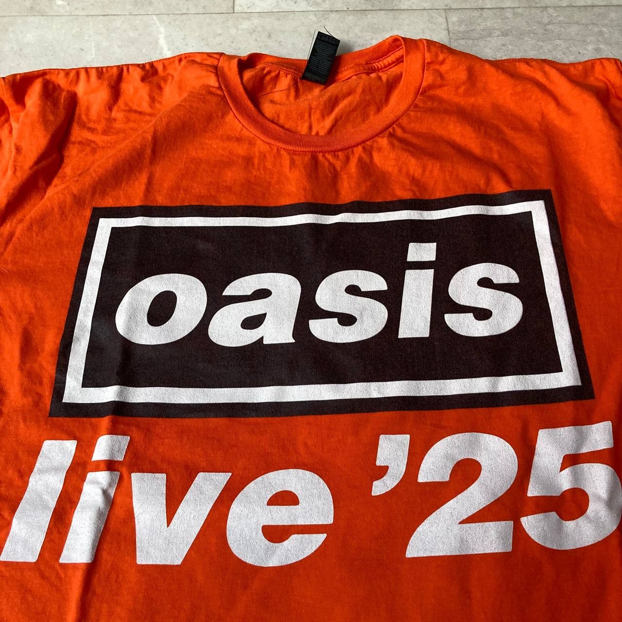 Band Tees Oasis 2025 Tour Gallagher Britpop Rock Band Tee Size US XL / EU 56 / 4 - 3 Thumbnail