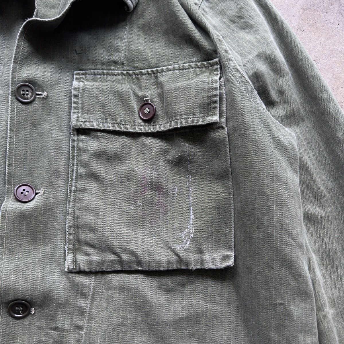 Vintage 60s Faded Thrashed HBT Herringbone Twill Field Fatigue Shirt Size US M / EU 48-50 / 2 - 6 Thumbnail