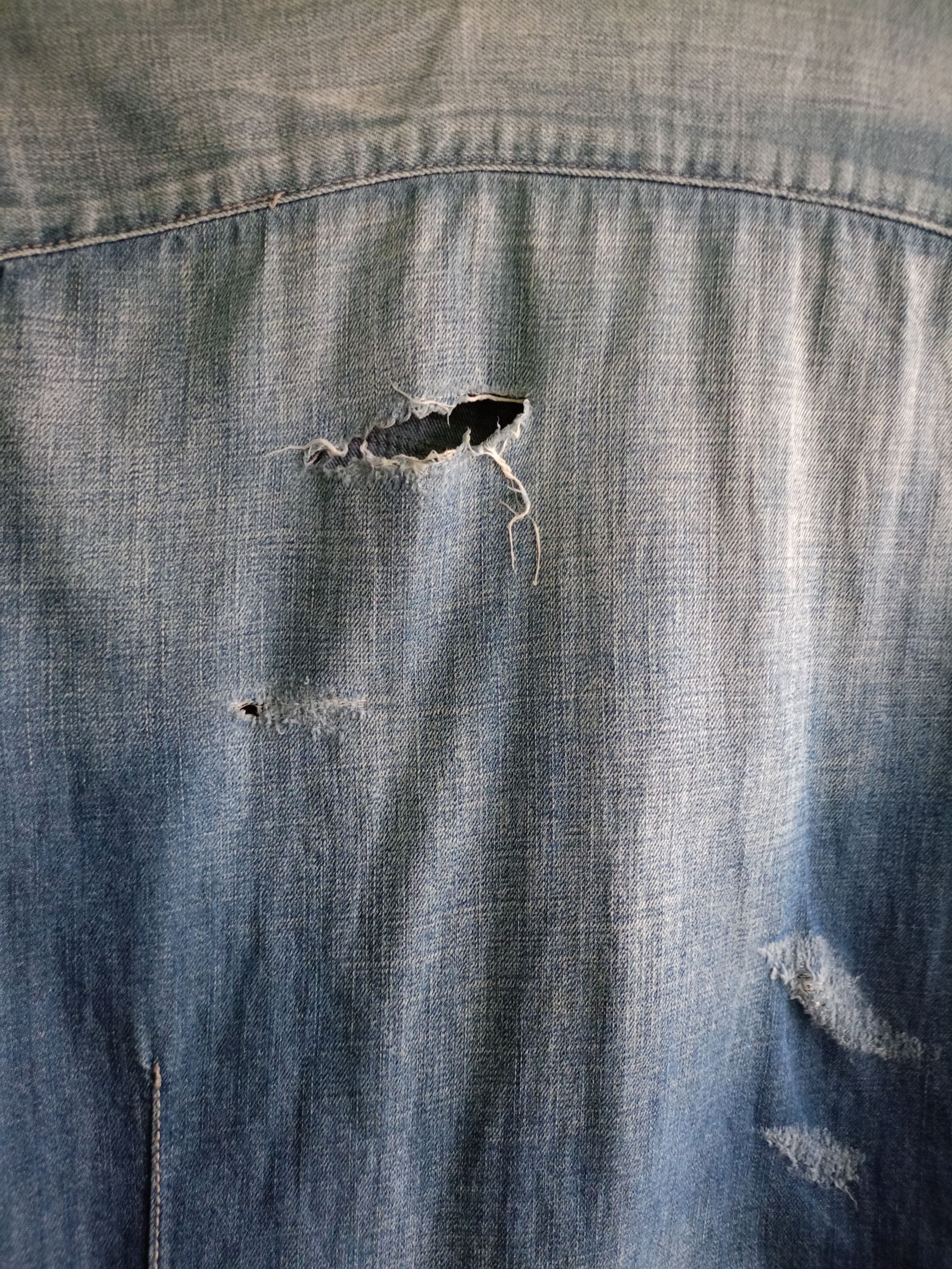 GOSTAR DE FUGA Fuga Distressed denim button shirts Size US S / EU 44-46 / 1 - 8 Thumbnail