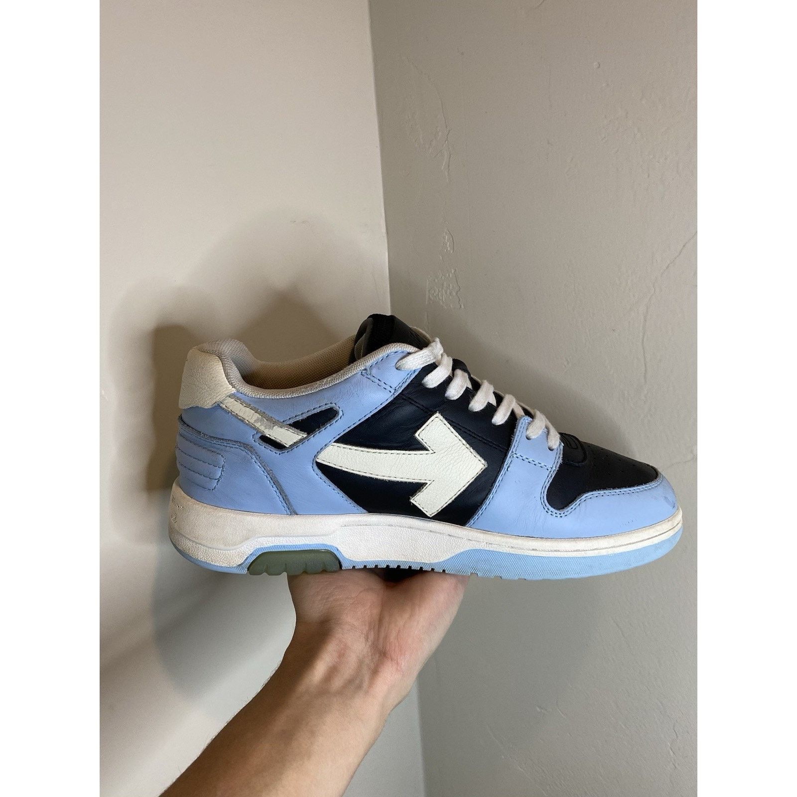 Off-White Size 41 (8 US) Off-White Out of Office 'UNC Blue White ' Size US 8 / EU 41 - 13 Thumbnail