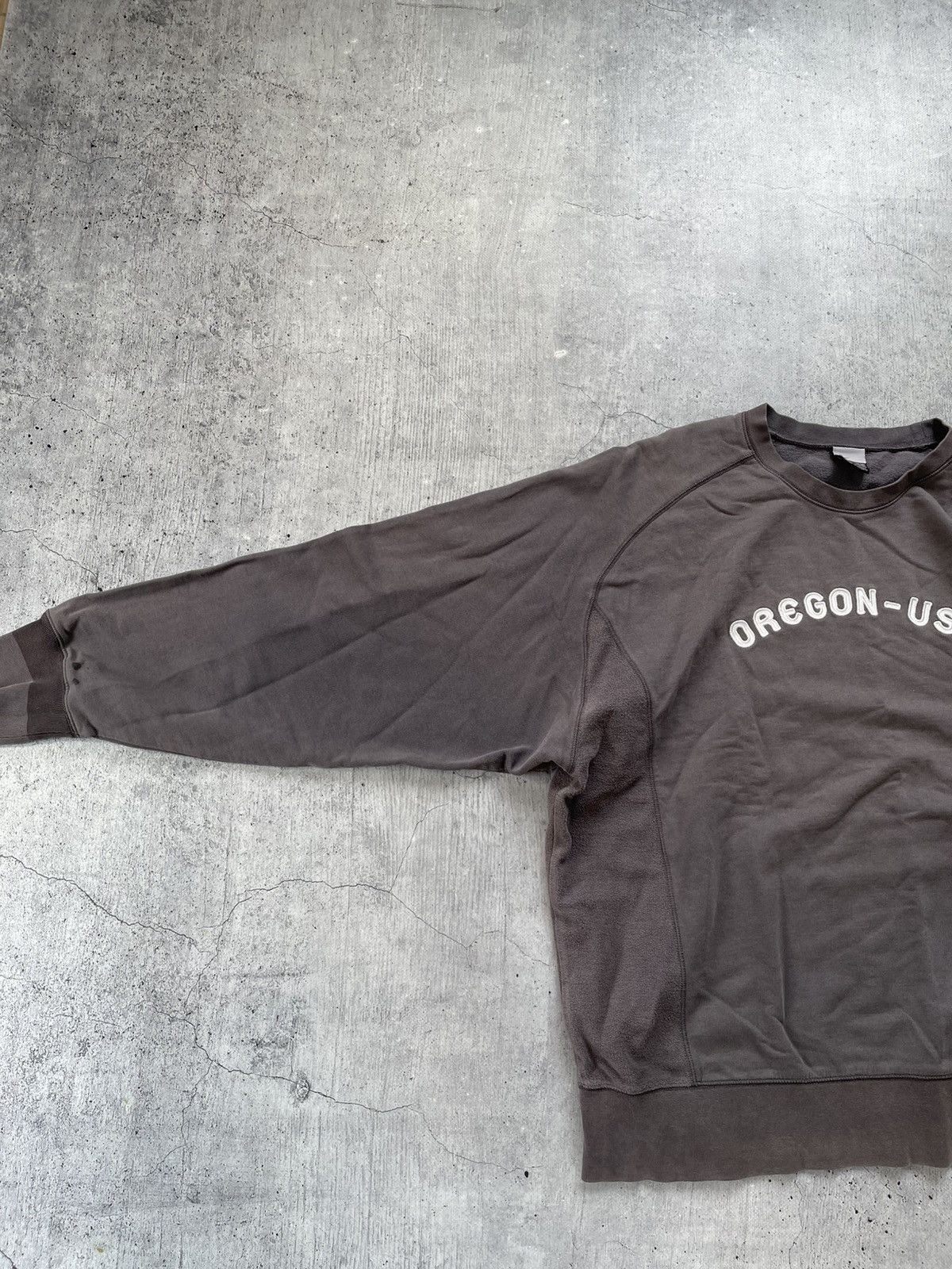 Nike × Vintage 🇺🇸 NIKE OREGON USA RETRO SWOOSH LOGO Y2K 90’s CREWNECK Size US XL / EU 56 / 4 - 8 Thumbnail