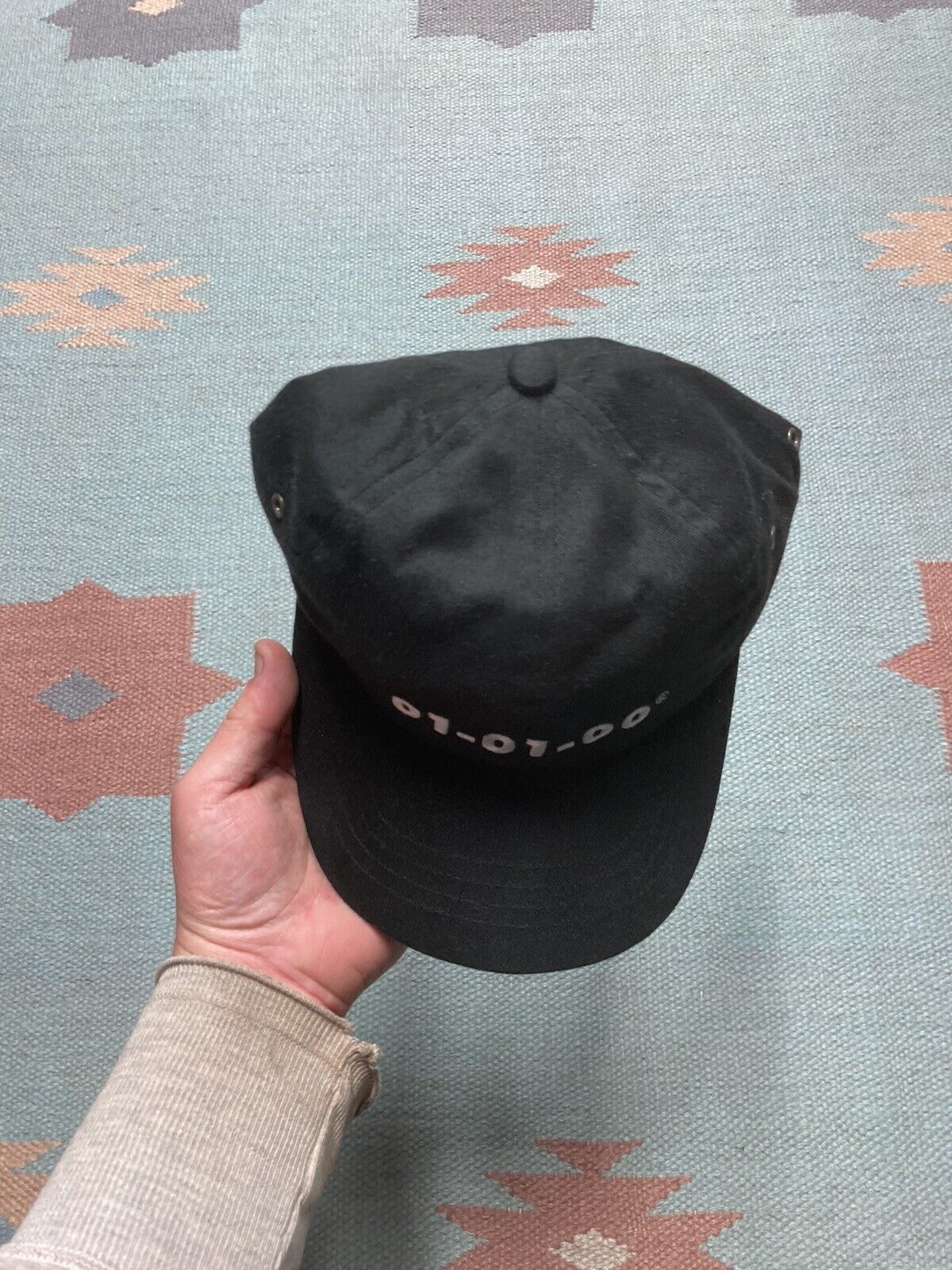 Vintage VTG Strapback hat 2000 millennium y2k it’s coming black Size ONE SIZE - 3 Thumbnail