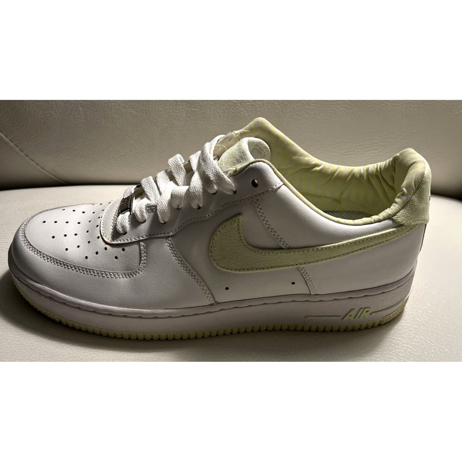 Nike Nike Air Force One 315115-137 Women’s 11 White Barley Volt Low Top Leather Sneakers Basketball Shoes Womens Size US 9 / IT 39 - 5 Thumbnail