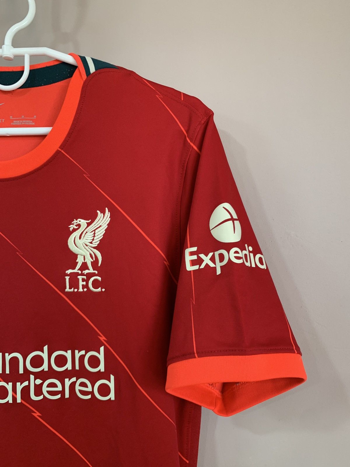 Nike Liverpool 2021 Home Football Shirt Nike Soccer Jersey Sz M Size US M / EU 48-50 / 2 - 4 Thumbnail