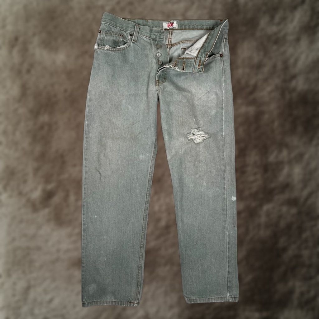 Levi's VINTAGE Levi’s 501 Jeans Denim 32x30 Men Regular Blue Distressed 90s USA Size US 32 / EU 48 - 1 Thumbnail