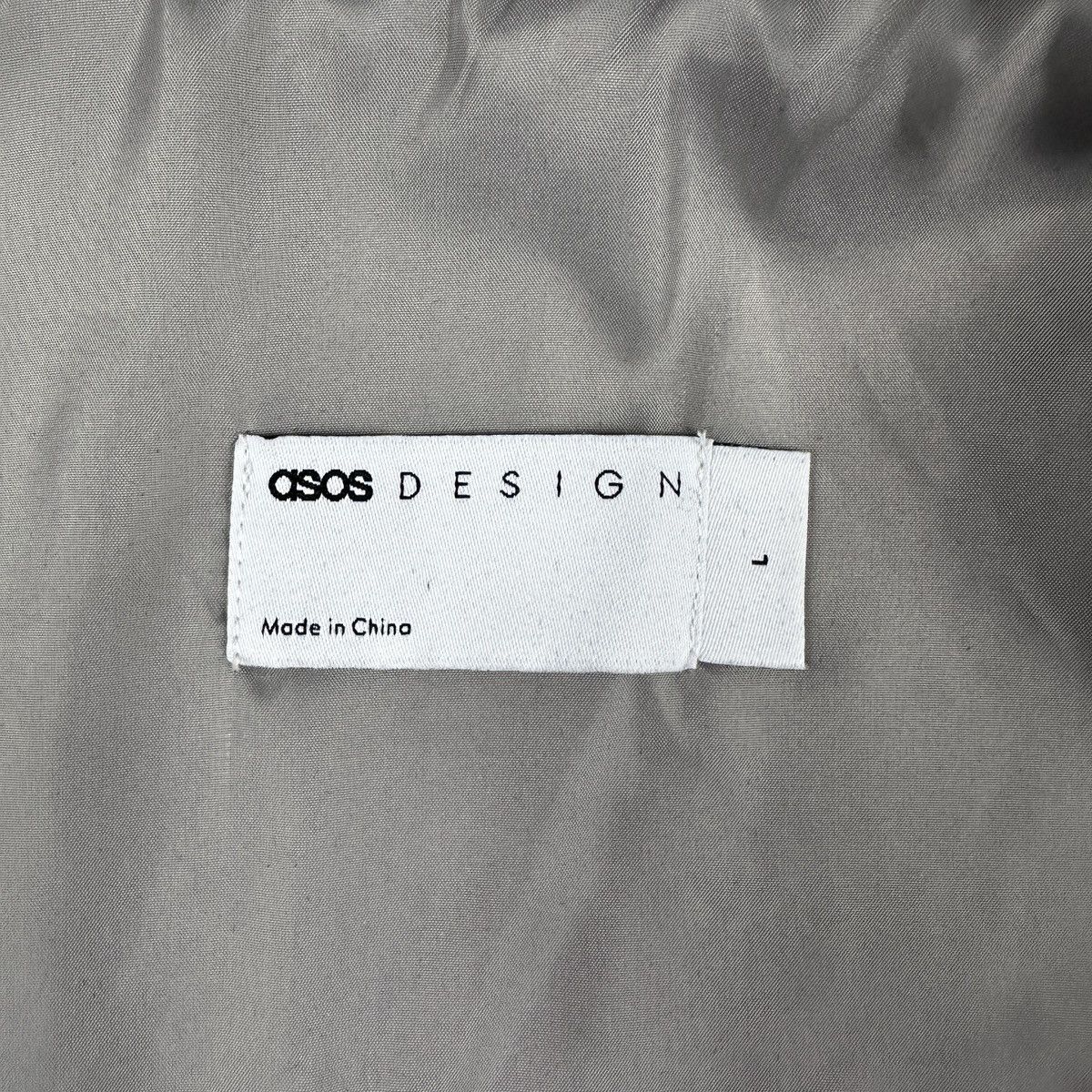 Asos Asos Design Face Design White and Grey Fleece Jacket Size L Size US L / EU 52-54 / 3 - 8 Thumbnail