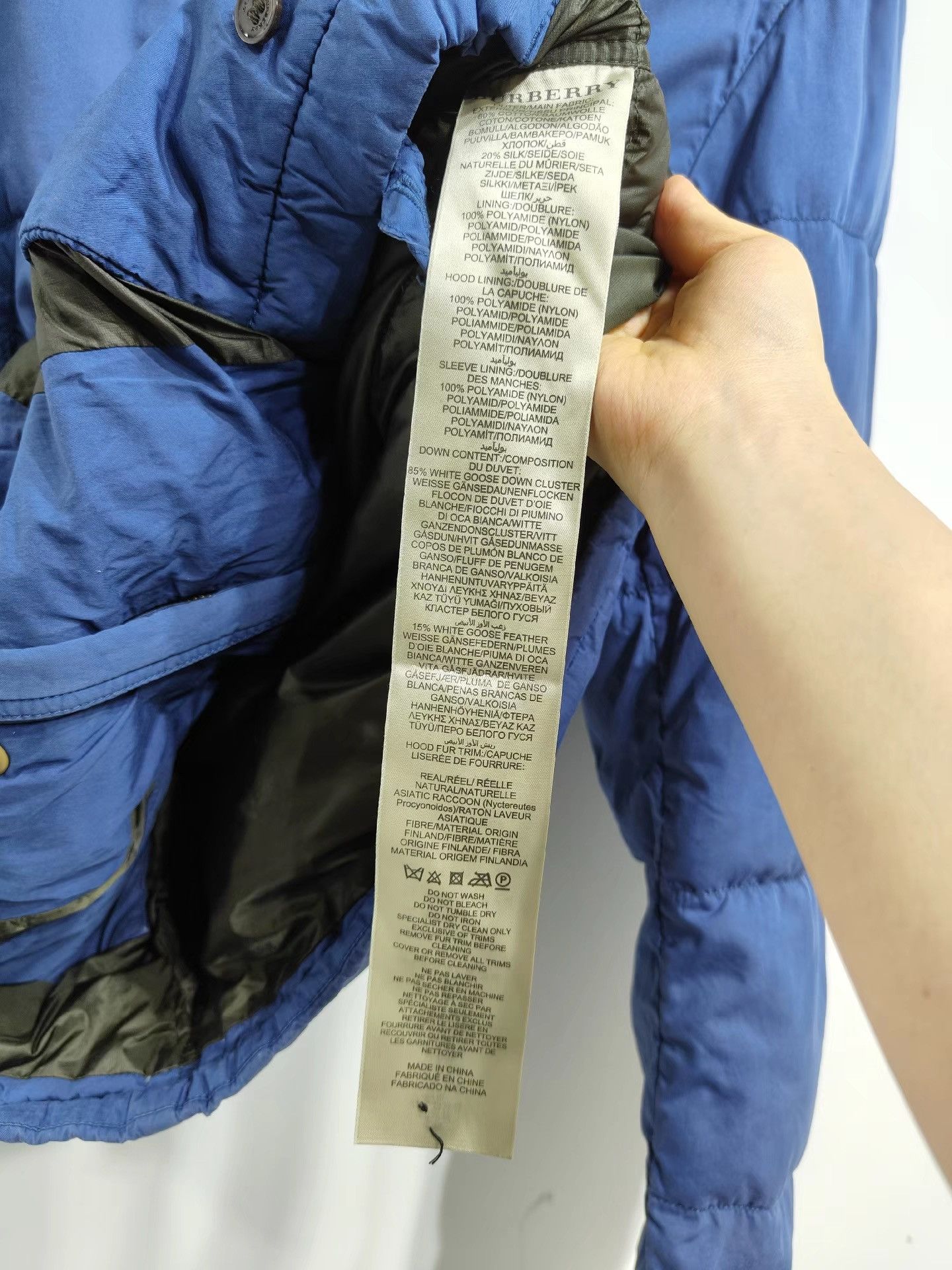 Burberry BURBERRY Men's Blue Down Jacket K29 Size US S / EU 44-46 / 1 - 9 Thumbnail