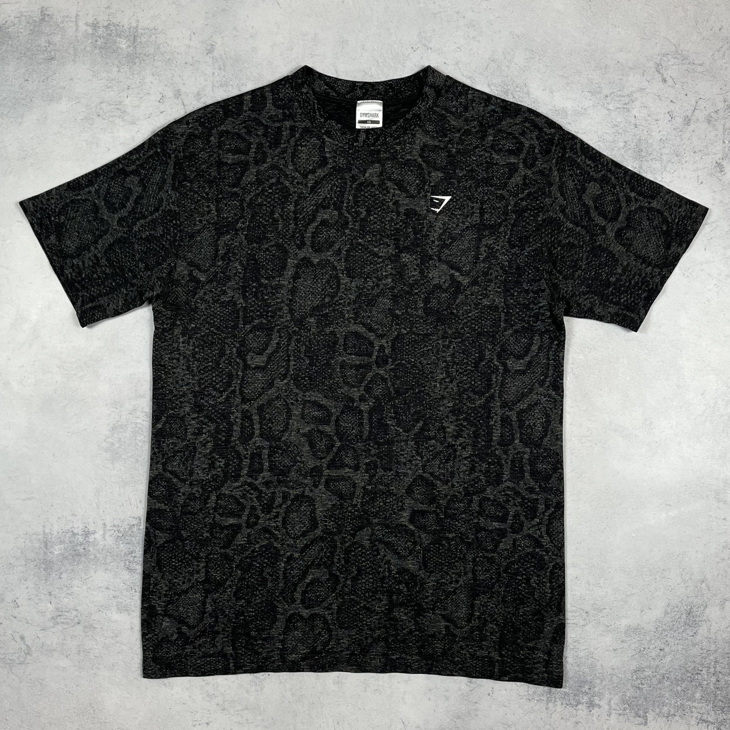 Gymshark Gymshark Textured Snakeskin Pettern T Shirt Size US XS / EU 42 / 0 - 2 Thumbnail