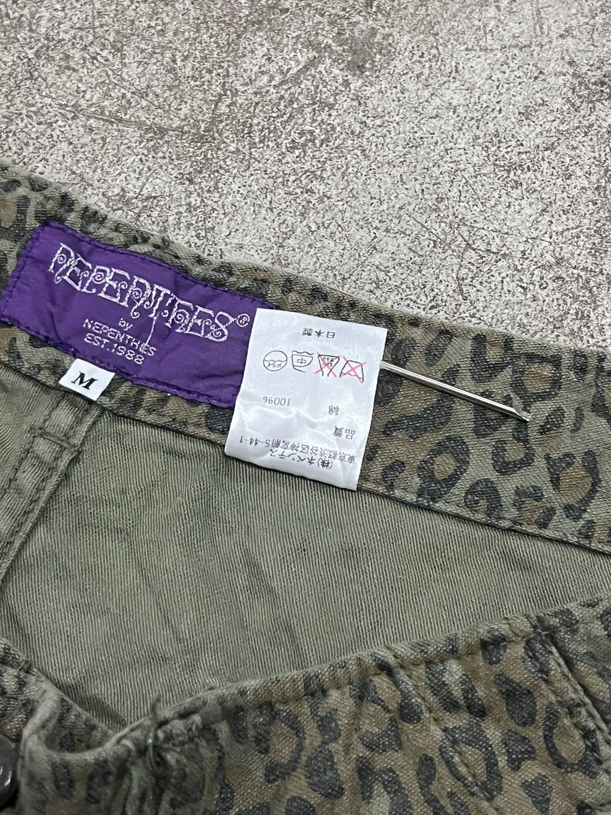 Nepenthes Nephentes By Nephentes (Needles) Leopard Print Shorts Size US 37 - 6 Thumbnail