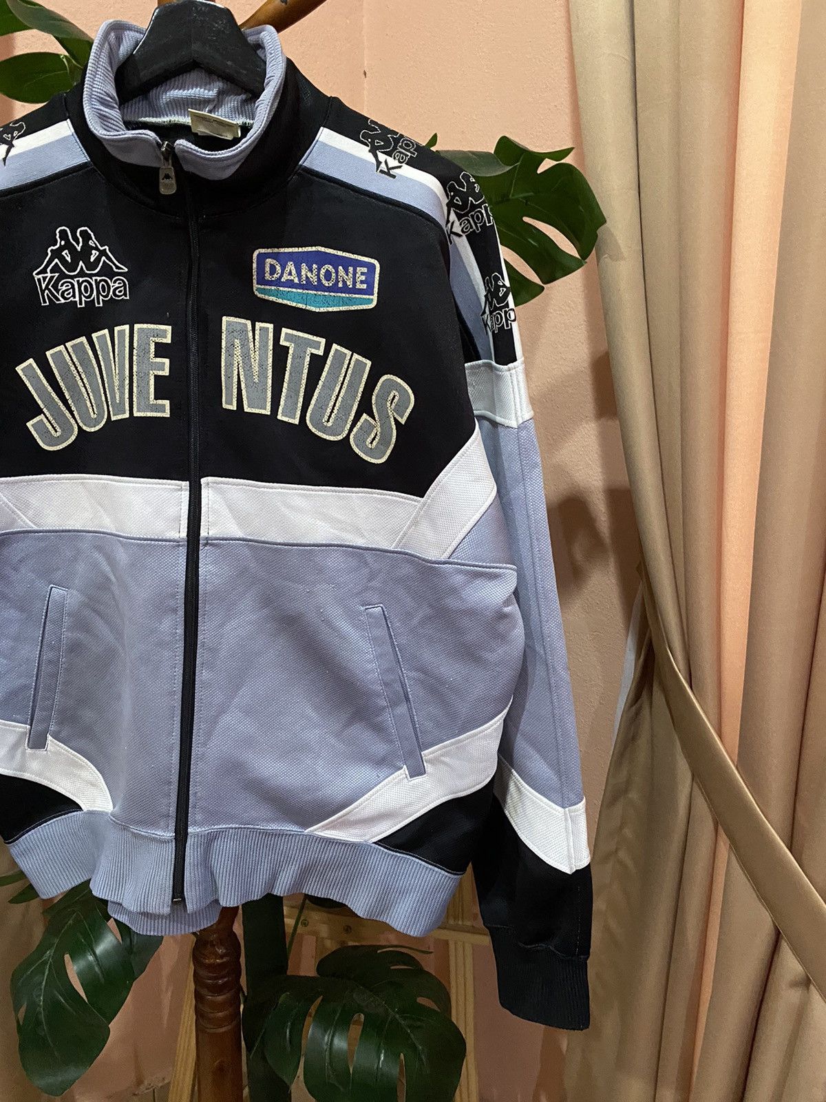 Kappa Vintage Juventus Kappa Danone Jacket Football Memorabilia Size US M / EU 48-50 / 2 - 4 Thumbnail