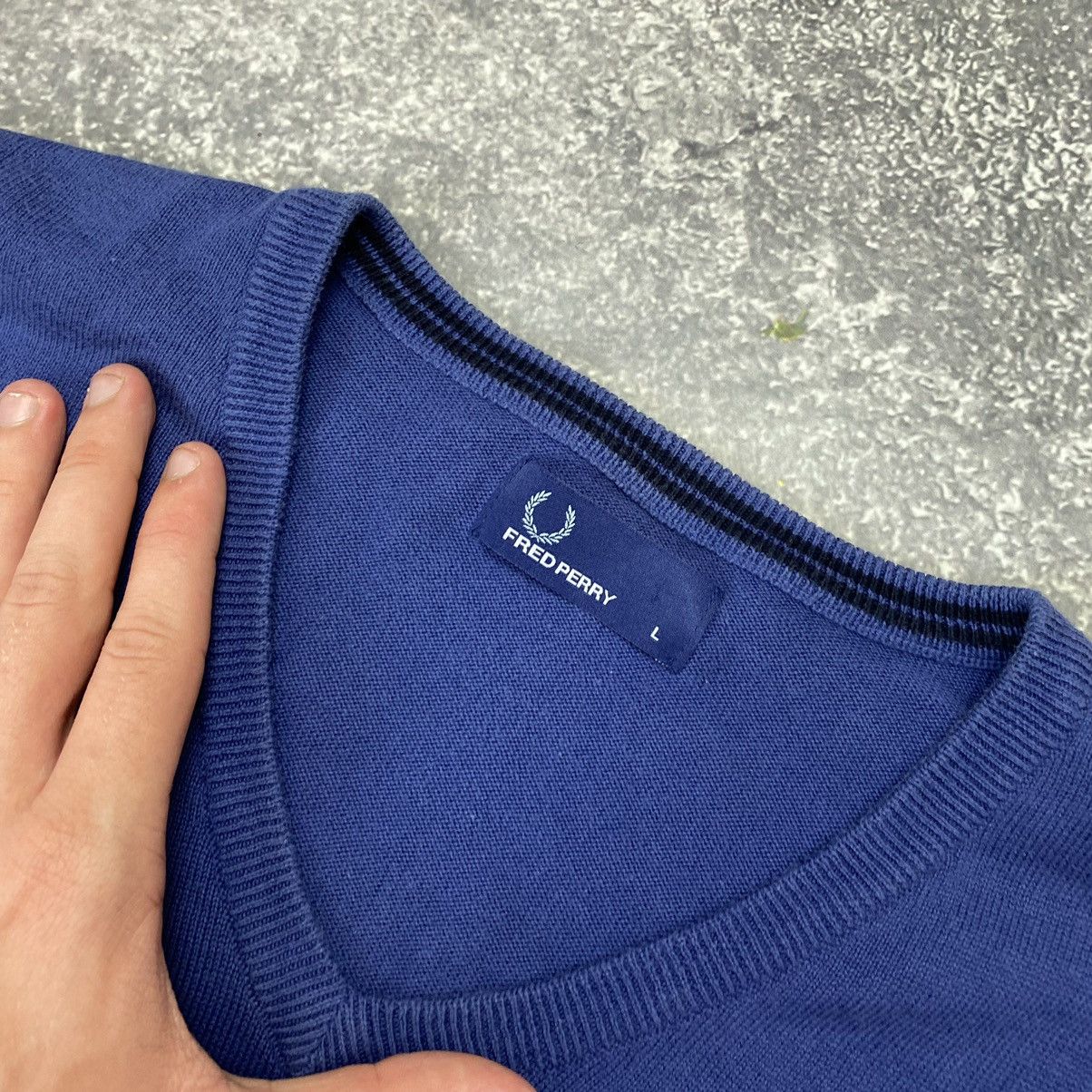 Fred Perry Vintage Fred Perry Small Logo 00’s casual sweater Size US L / EU 52-54 / 3 - 4 Thumbnail