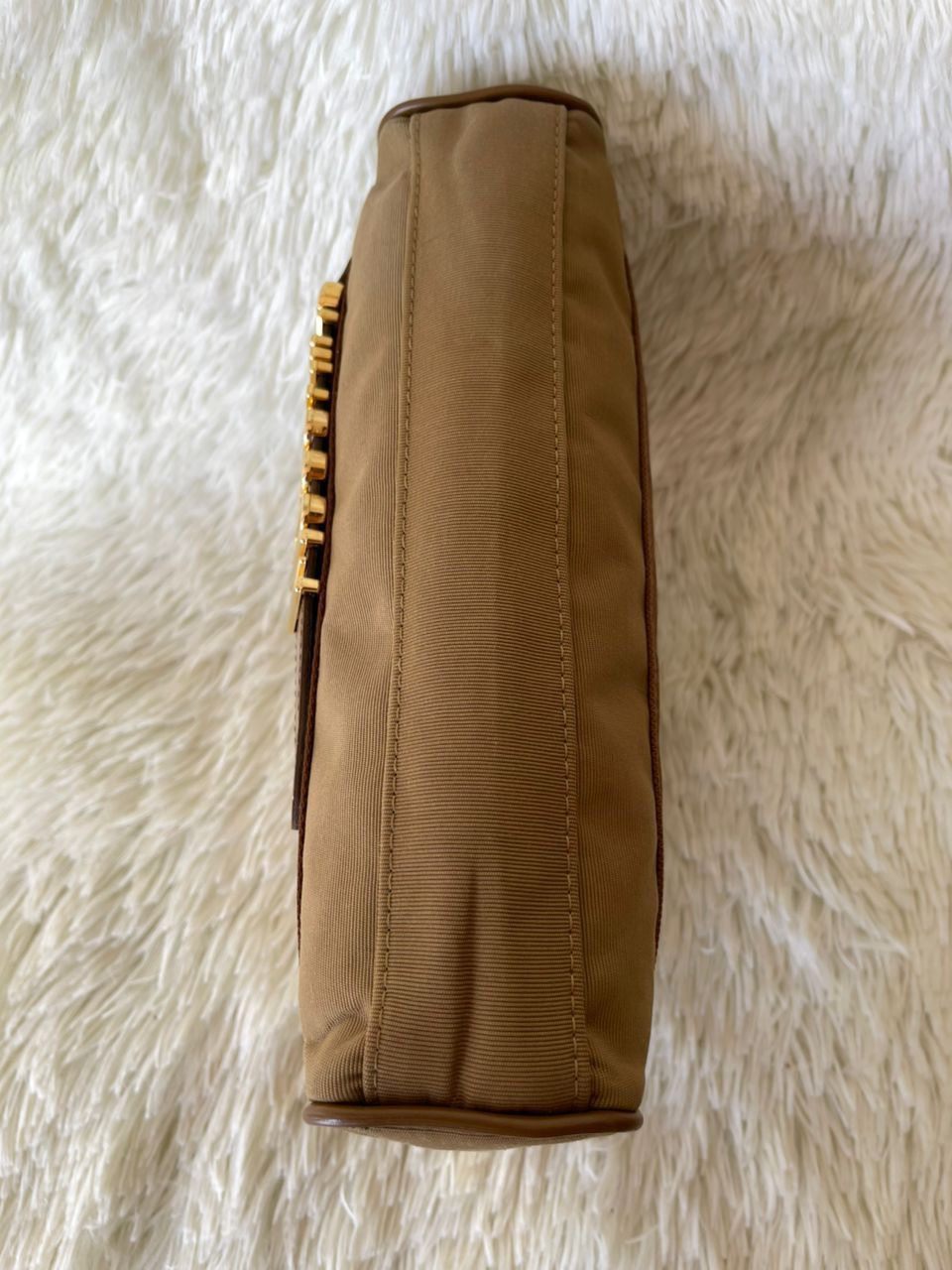 Designer × Moschino Moschino Gold Hadware Clutch Pouch Bag Size ONE SIZE - 9 Thumbnail