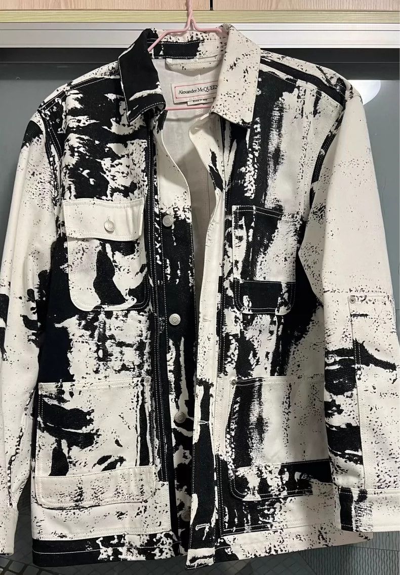 Alexander McQueen Alexander Mcqueen Tie-dyed denim workwear jacket Size US M / EU 48-50 / 2 - 1 Thumbnail