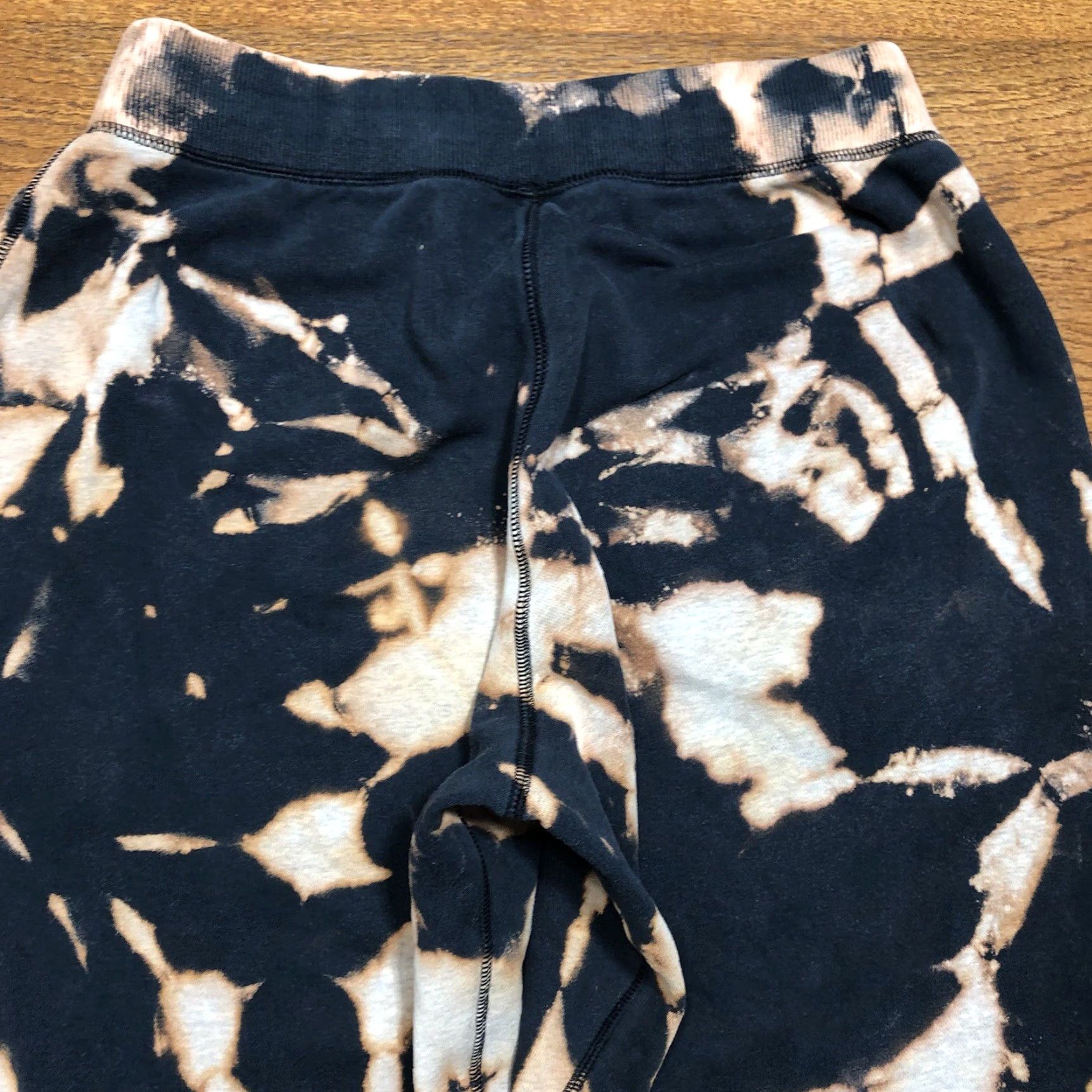 Under Armour Under Armour Sweatpants Black Tie Dye Acid Wash Drawstring Mens L Athletic Pants Size US 33 - 4 Thumbnail