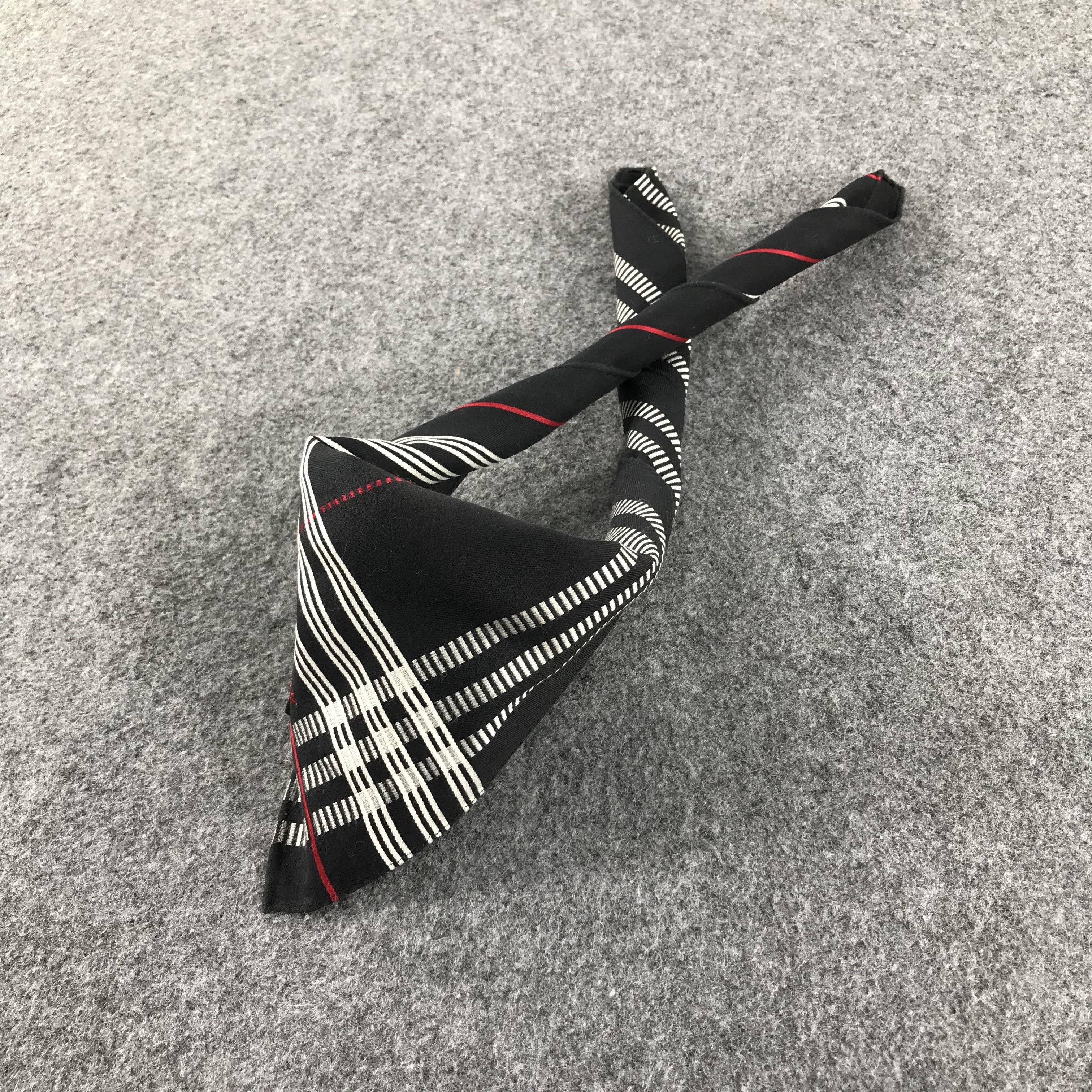 Burberry Burberry Handkerchief Neckerchief Bandana H300 Size ONE SIZE - 3 Thumbnail