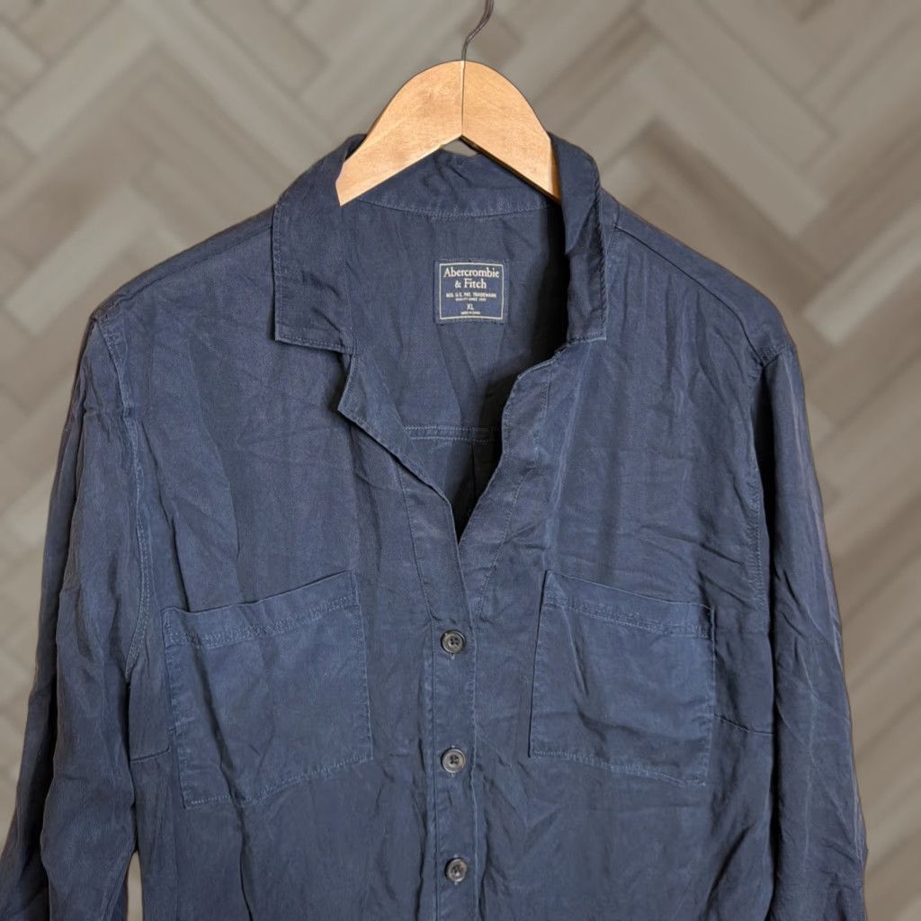 Abercrombie & Fitch Abercrombie & Fitch Jumpsuit Long Sleeve Utility XL Blue Chambray Workwear Shirt/Jumpsuit Women Regular Sized Size XL / US 12-14 / IT 48-50 - 1 Thumbnail