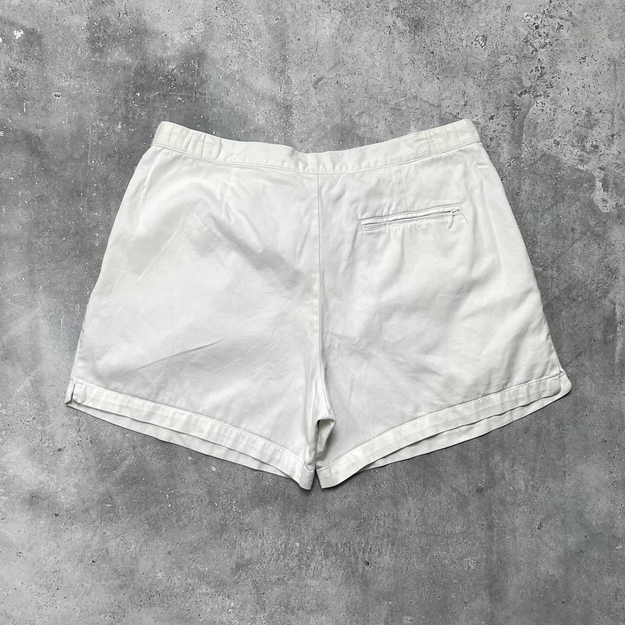 Vintage Vintage 90s Nike Court Tennis Cotton Shorts White Size 36 Size US 36 / EU 52 - 2 Thumbnail