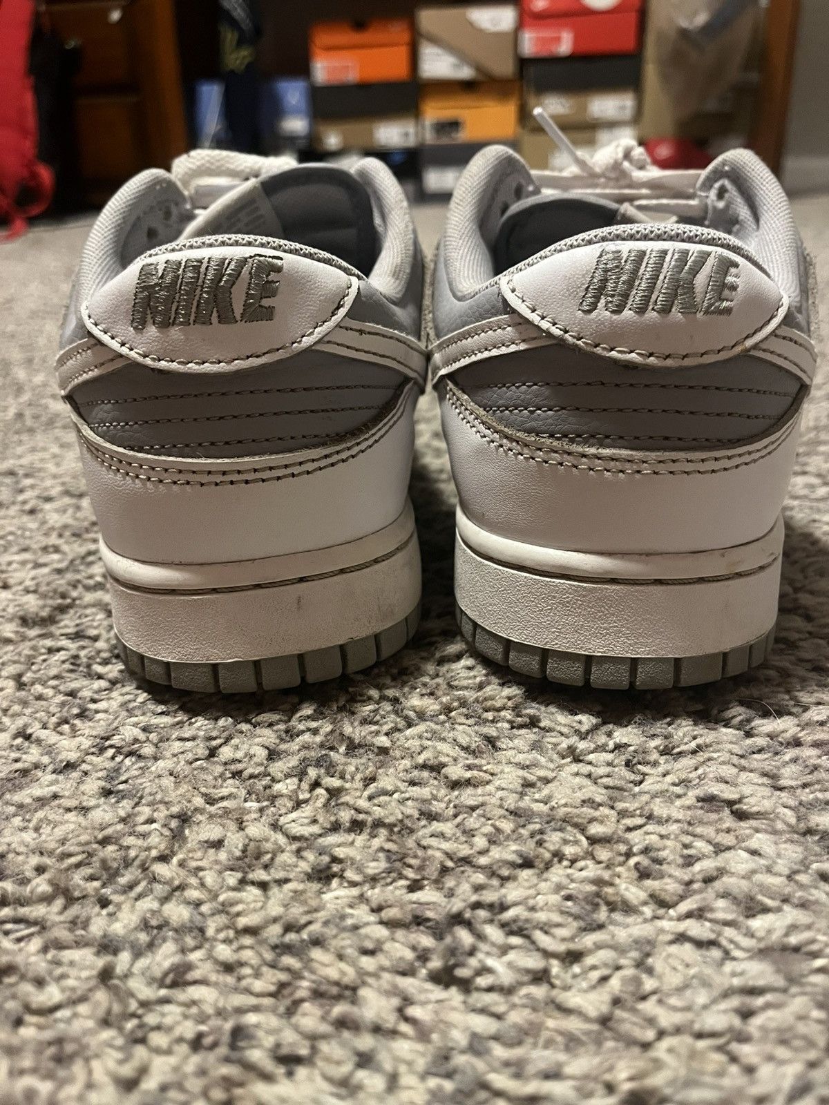 Nike Nike White Grey Dunks Size US 9.5 / EU 42-43 - 4 Thumbnail