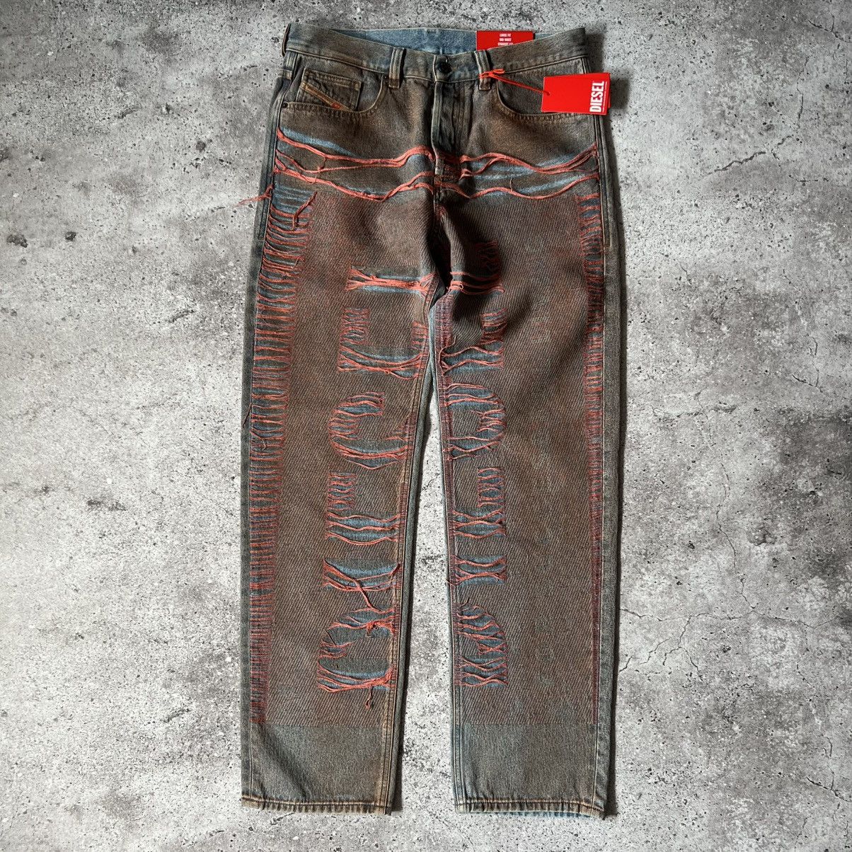 NWT Diesel 2010 D-Macs-S Men's Jeans Distressed Runway