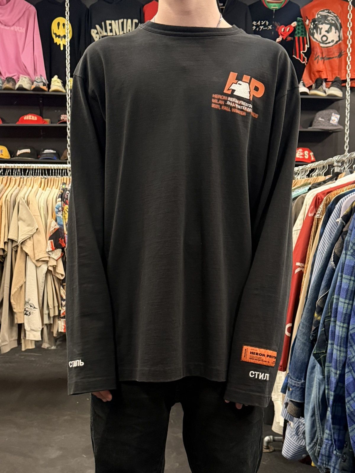 Heron Preston Heron Preston Logo Tee Size US XL / EU 56 / 4 - 1 Thumbnail