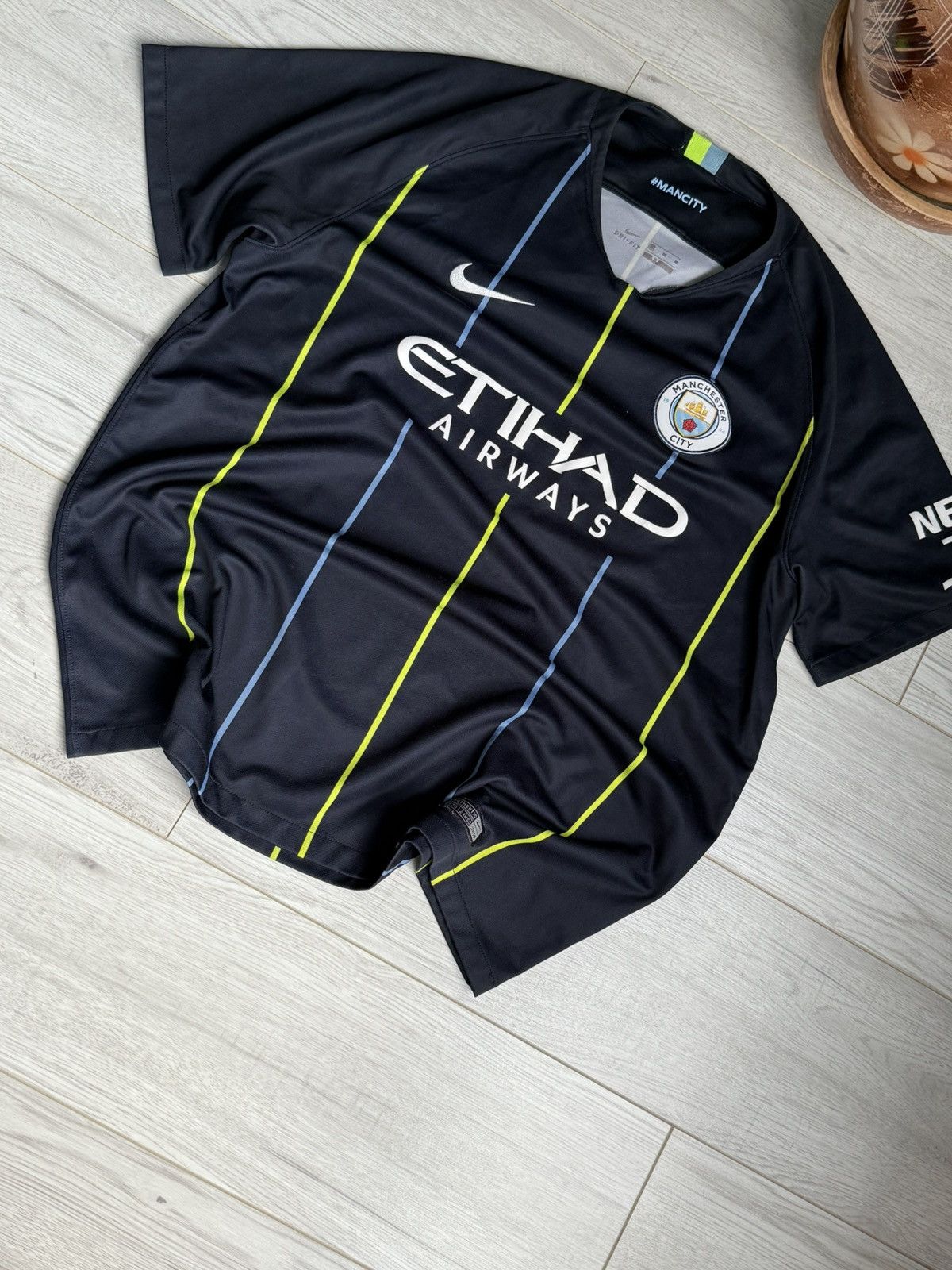 Nike × Other Manchester City 2018 2019 kit soccer jersey Nike away shirt Size US XL / EU 56 / 4 - 2 Thumbnail