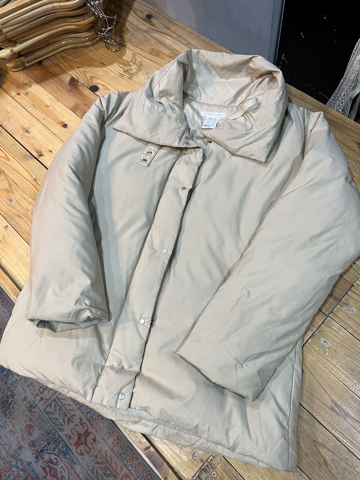 Issey Miyake × Pleats Please Issey Miyake Rare💥 1990 Pleats Please Issey Miyake Puffer Jacket Size US L / EU 52-54 / 3 - 10 Thumbnail