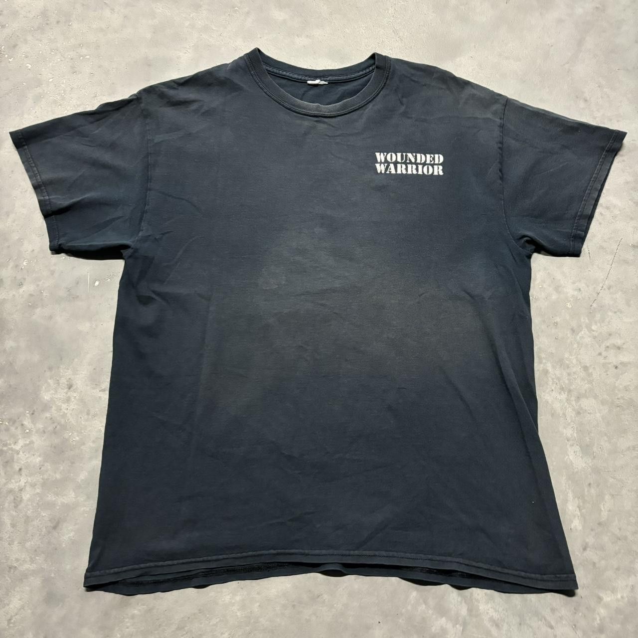 Japanese Brand × Vintage Crazy Vintage Y2K/2000s Sunfaded Black Wounded Warrior Military Graphic Tee! Size US L / EU 52-54 / 3 - 2 Thumbnail