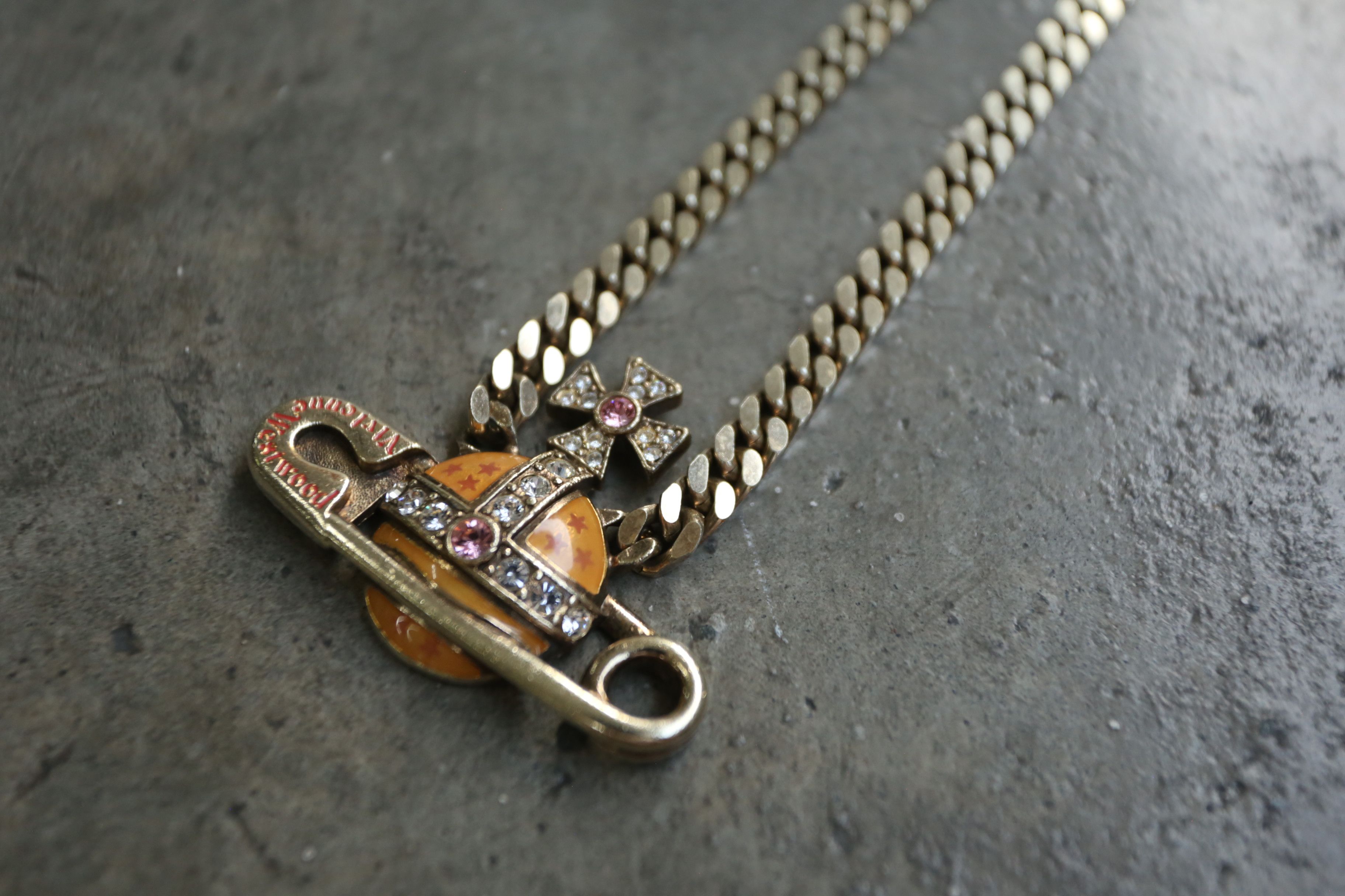 Vivienne Westwood Vivienne Westwood - 2002 - Giant Safety Pin Orb Choker Size ONE SIZE - 2 Thumbnail