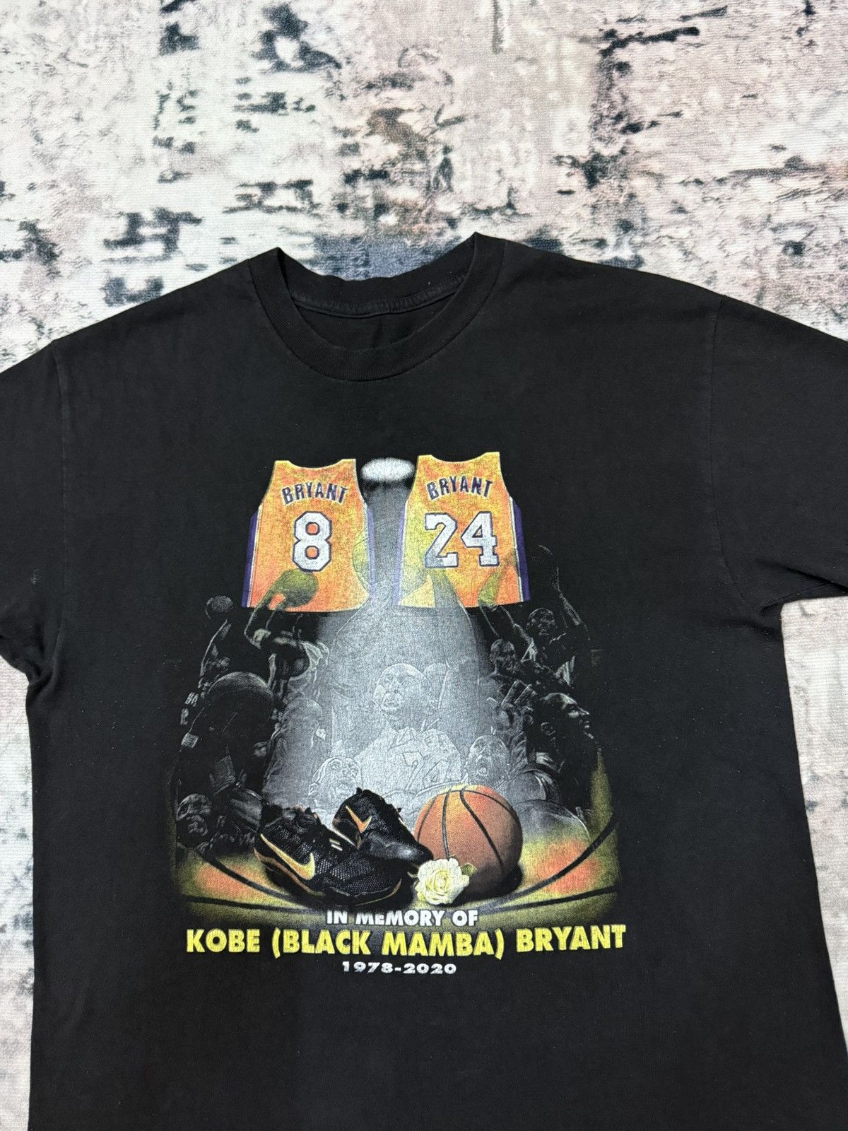NBA Kobe(black mamba)bryant in memories tshirt Size US L / EU 52-54 / 3 - 4 Thumbnail