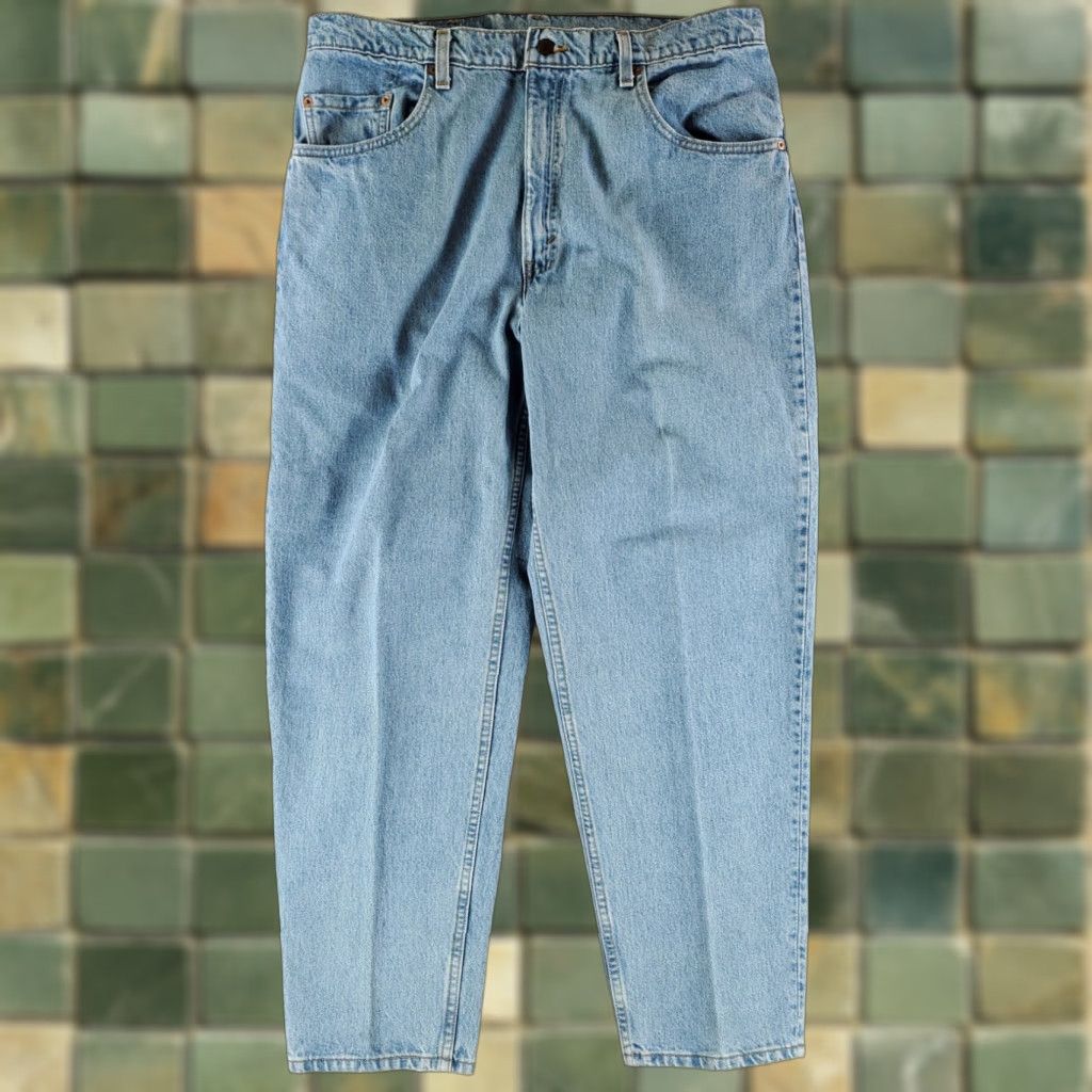 Levi's VINTAGE Levi's 560 Jeans Mens 38x30 Blue Loose Fit 90s Tapered Men Size US 38 / EU 54 - 1 Thumbnail