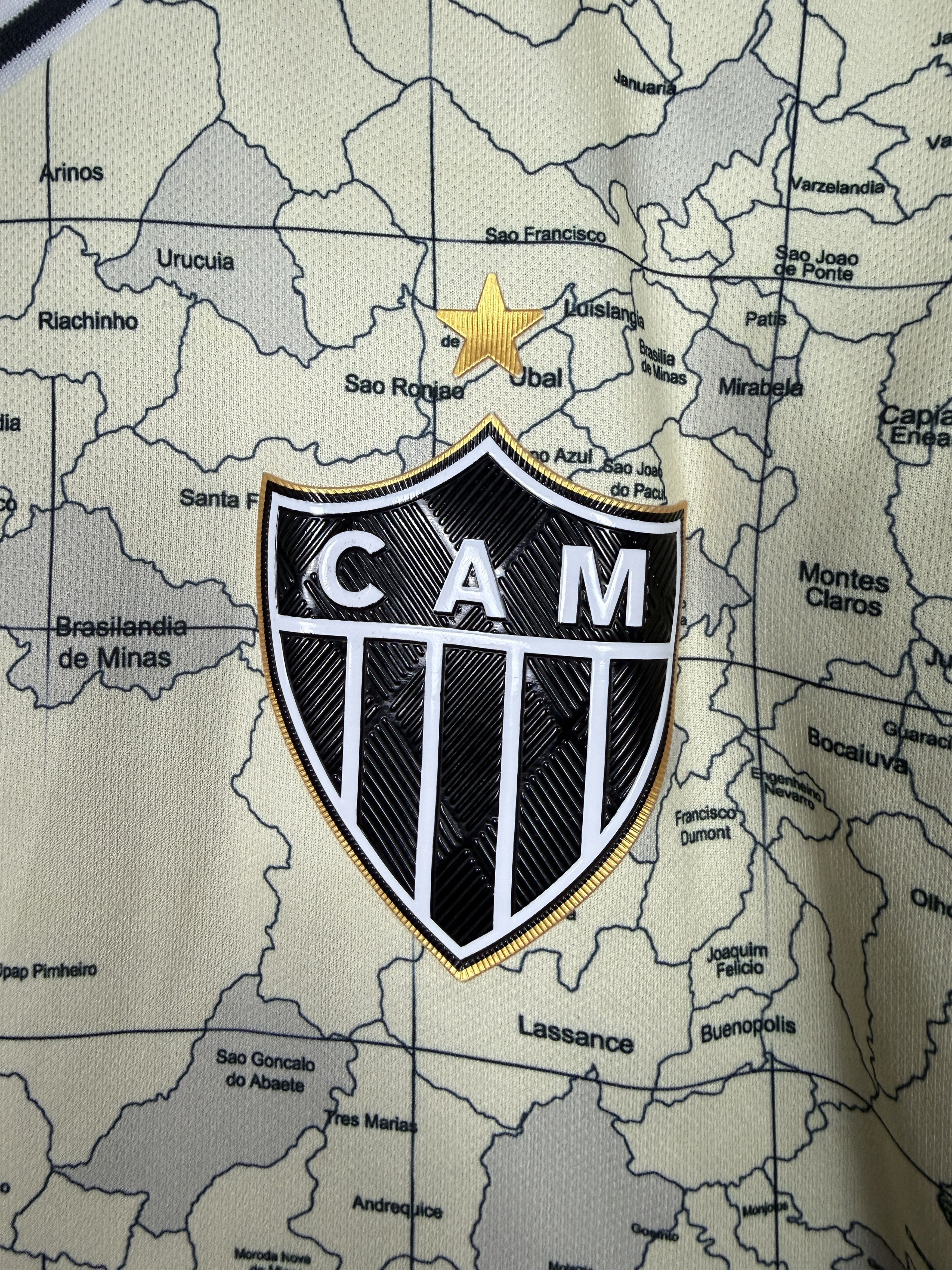 Le Coq Sportif Le Coq Sportif Atletico Mineiro Brazilian club football Size US XL / EU 56 / 4 - 4 Thumbnail