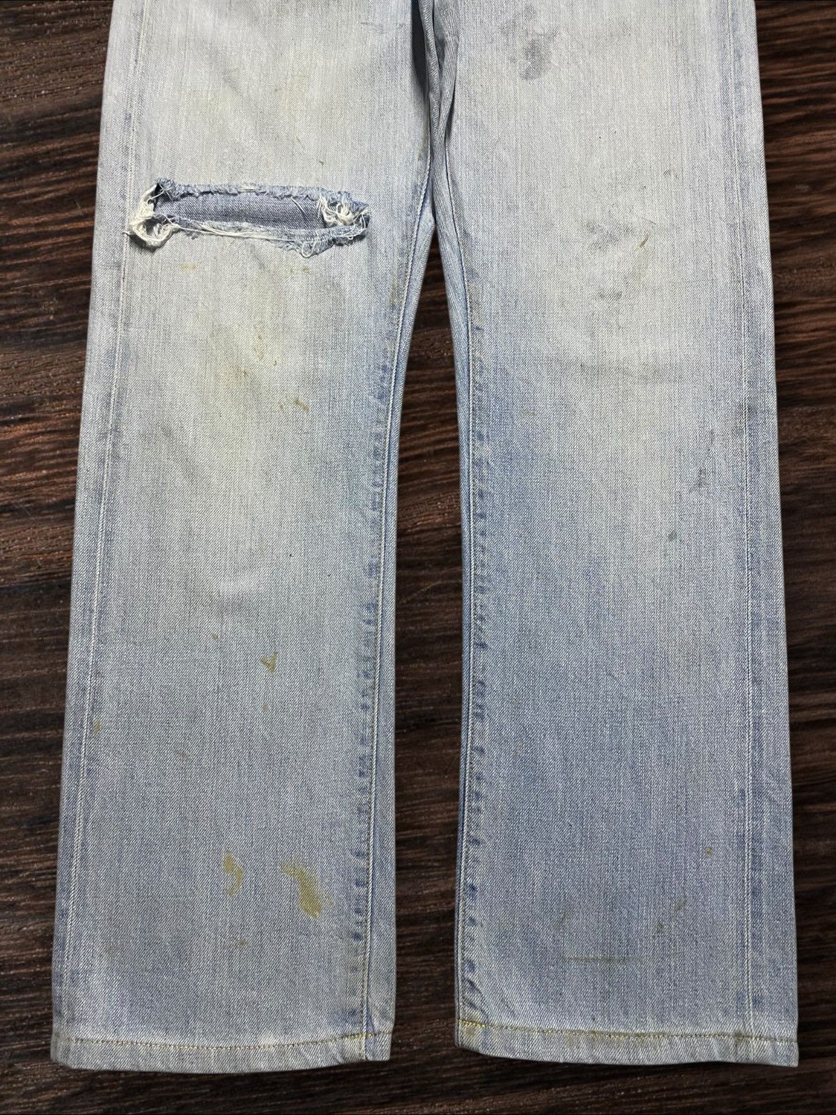 Japanese Brand Vintage Japanese Brand Uniqlo Light Wash Distressed Loose Size US 34 / EU 50 - 5 Thumbnail