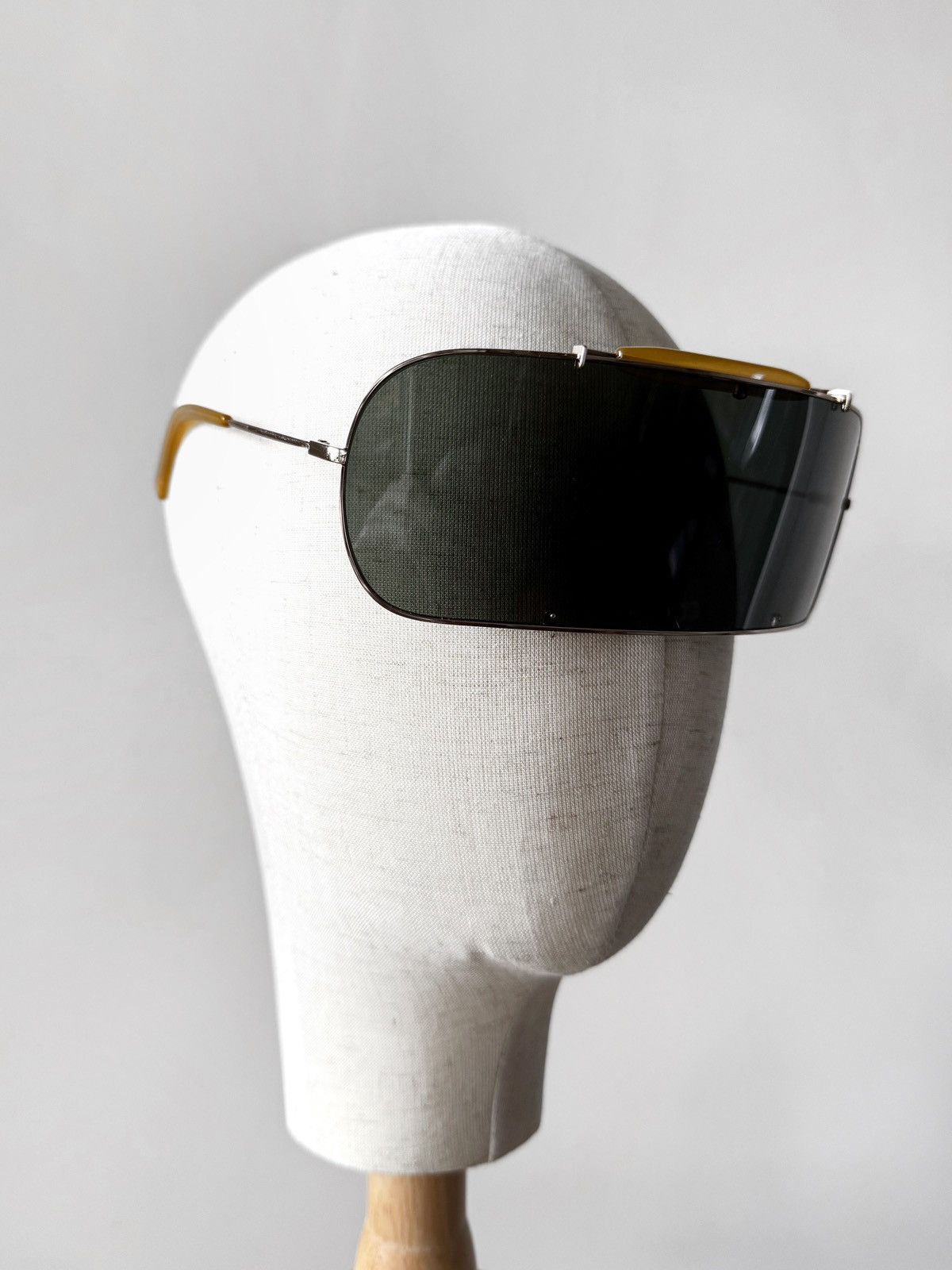 マルタンマルジェラ Incognito サングラス MAISON MARTIN MARGIELA L'INCOGNITO SUNGLASSES – UNSOUND RAGS