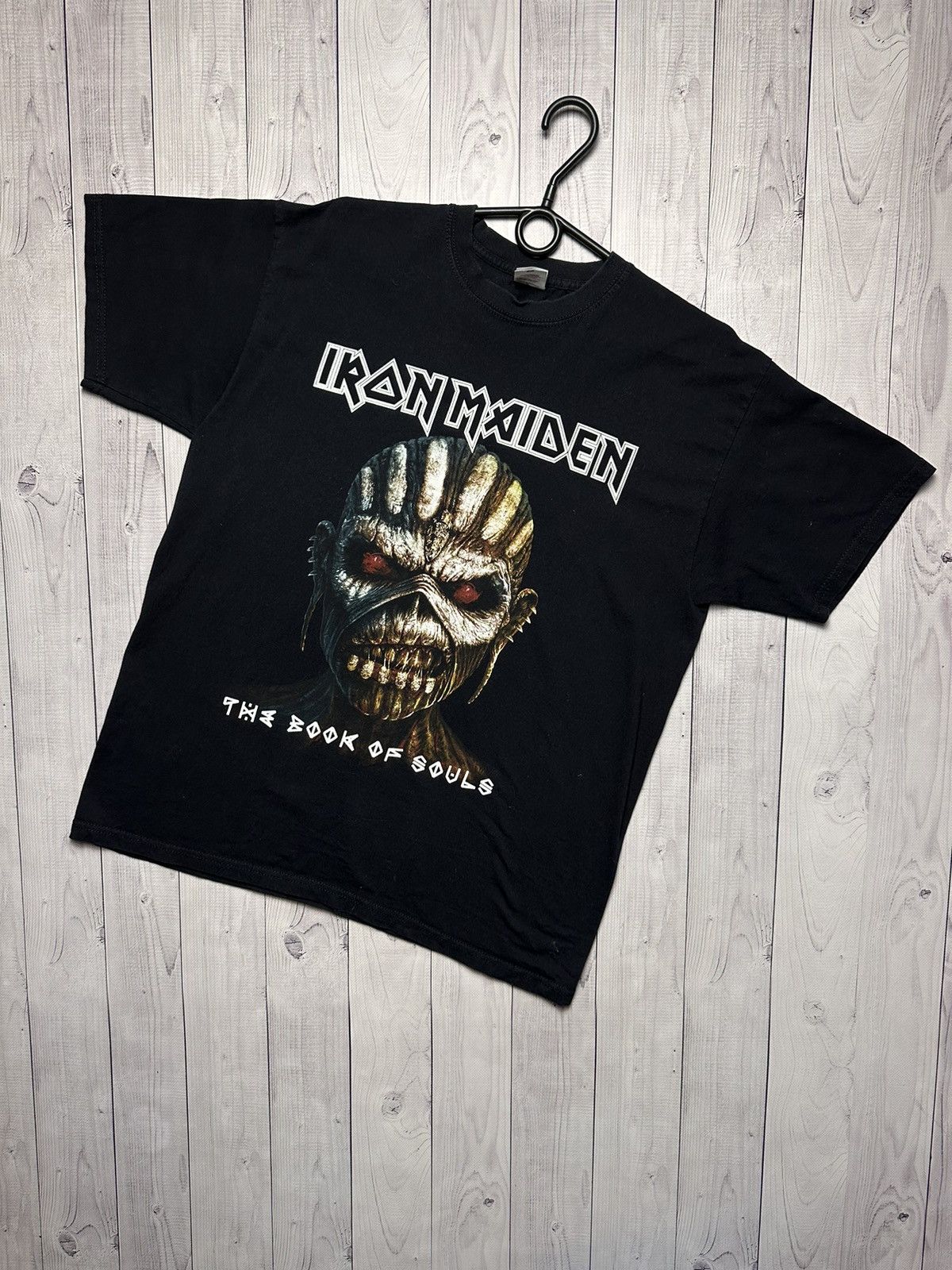 Band Tees × Iron Maiden × Vintage Vintage Iron Maiden rock tour tee 2017 size L Size US L / EU 52-54 / 3 - 1 Thumbnail