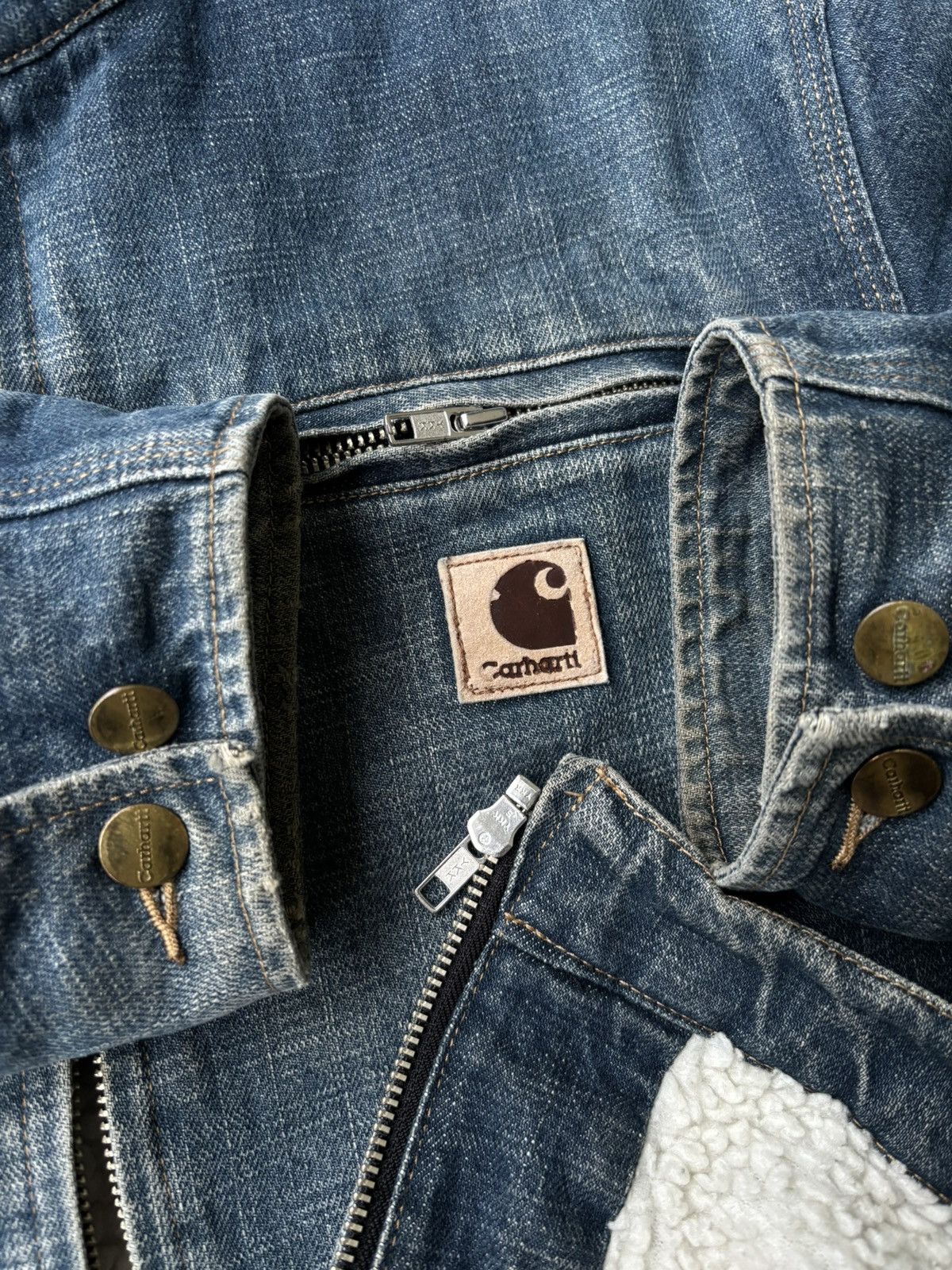 Carhartt ⚒️SOLD⚒️vintage carhartt detroid 90's denim size S fit M Size US M / EU 48-50 / 2 - 5 Thumbnail