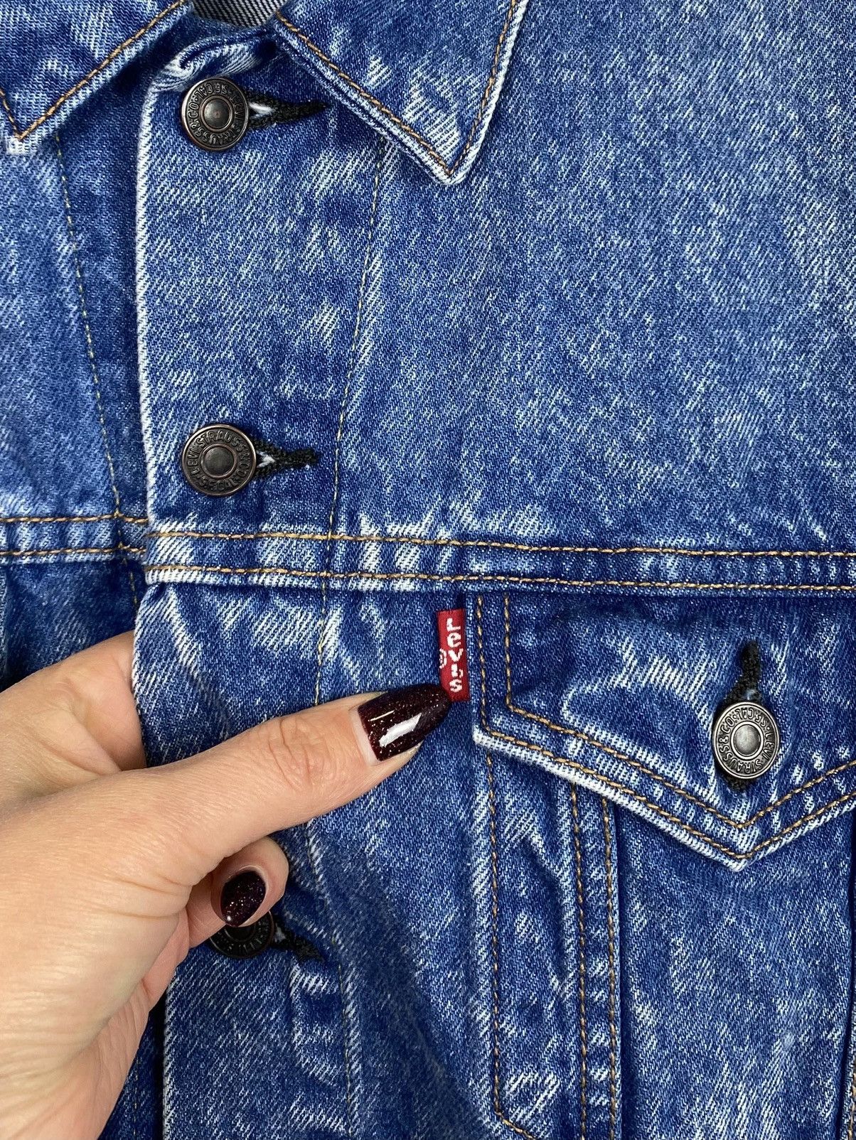 Levi's Vintage Levi’s Denim Jacket Washed Blue Y2K Hype Jeans Size US L / EU 52-54 / 3 - 3 Thumbnail