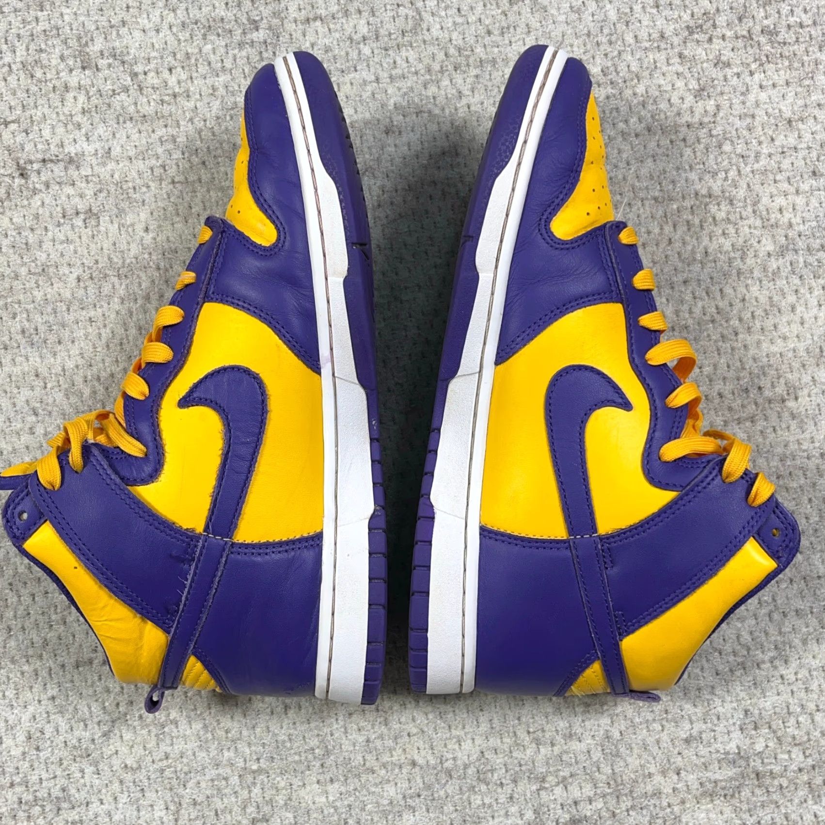 Nike Nike Dunk Hi Men’s Size 10 Retro Lakers Court Purple Gold DD1399-500 Basketball High Top Sneaker Size US 9 / EU 42 - 3 Thumbnail