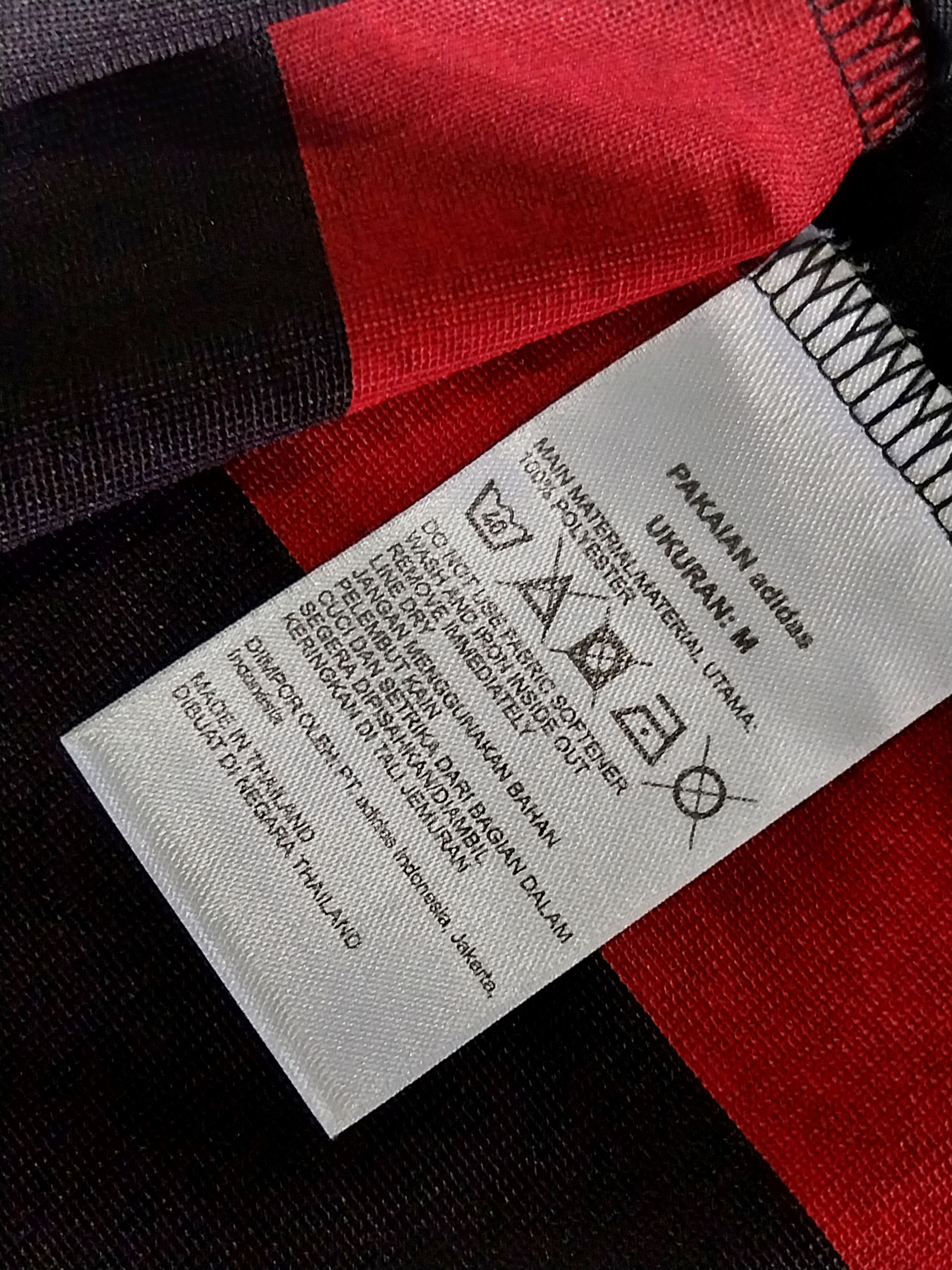 Adidas Ac milan home 2015/2016 balotelli jersey football Size US M / EU 48-50 / 2 - 7 Thumbnail