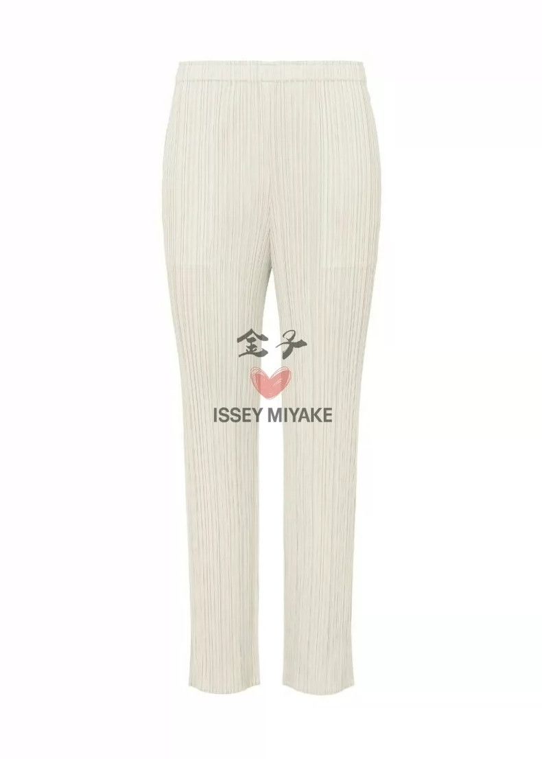 Issey Miyake Issey Miyake size:5 White pleated pants Size 42" / US 20 - 1 Thumbnail
