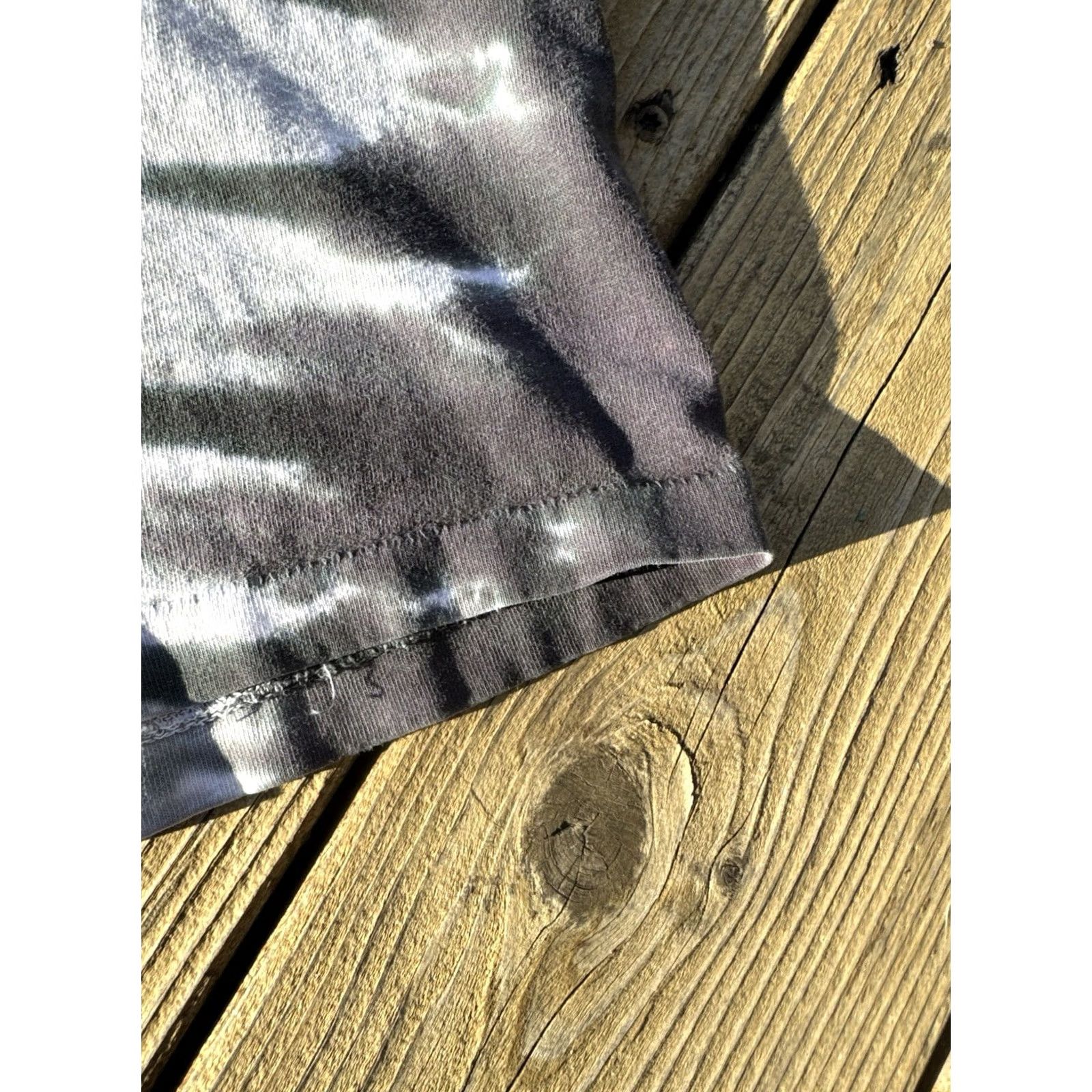 Liquid Blue VINTAGE Grateful Dead NYE 1990 1991 Liquid Blue Tie Dye Tour Shirt XL T-Shirt Men Size US L / EU 52-54 / 3 - 7 Thumbnail