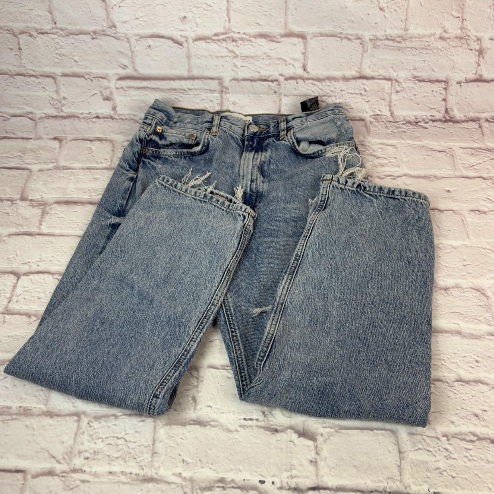 Zara VINTAGE? No. The Pepper Mom Zara Jeans Womens 8 High Rise 30x26 Blue Distressed Ripped Denim 100% Cotton Relaxed Straight Size 30" / US 8 / IT 44 - 2 Thumbnail