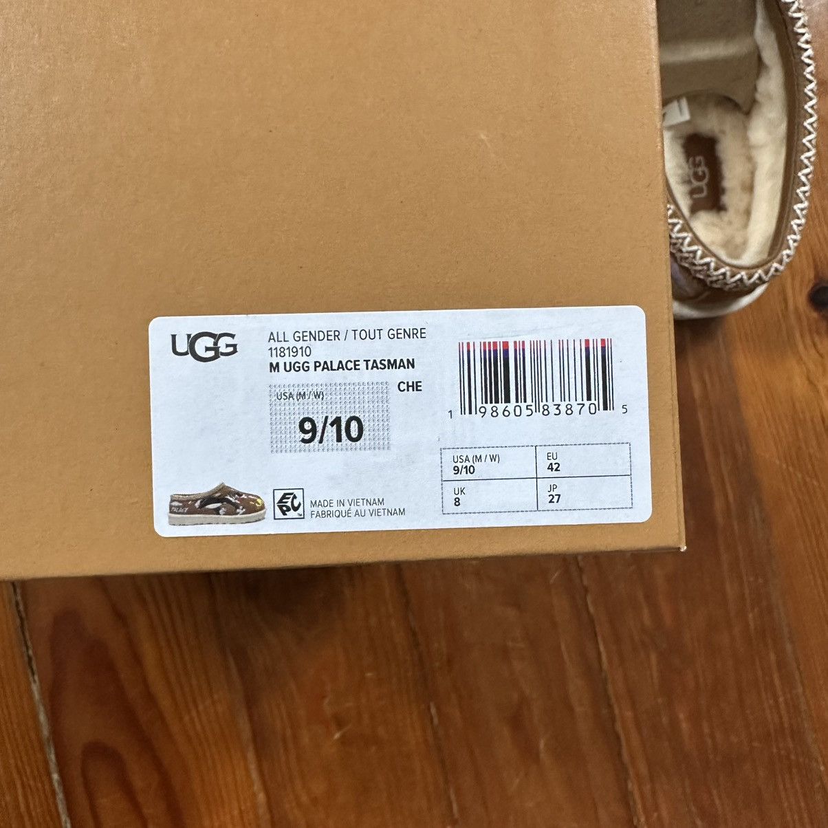 Palace × Ugg Palace UGG Looney Tunes Tasman Slipper Chestnut - Size 42 Size US 9 / EU 42 - 15 Thumbnail