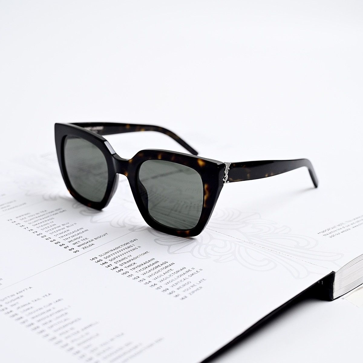 Saint Laurent Paris SAINT LAURENT SL M143 002 GLASSES Size ONE SIZE - 1 Thumbnail