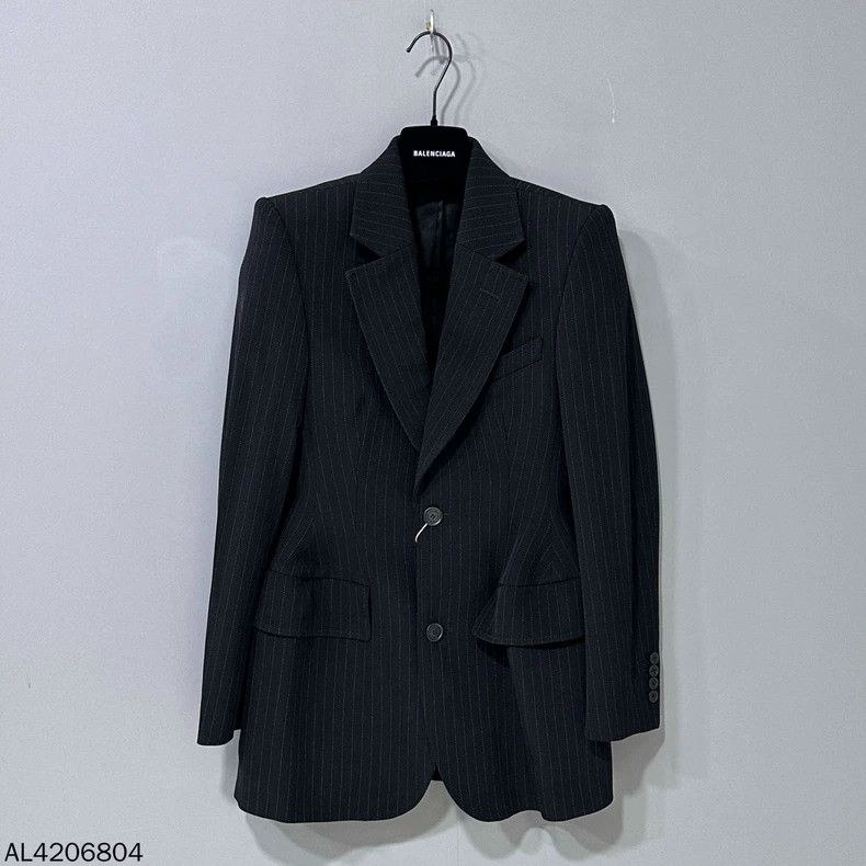 Balenciaga Balenciaga size 34 Striped suit Size L / US 10 / IT 46 - 1 Thumbnail