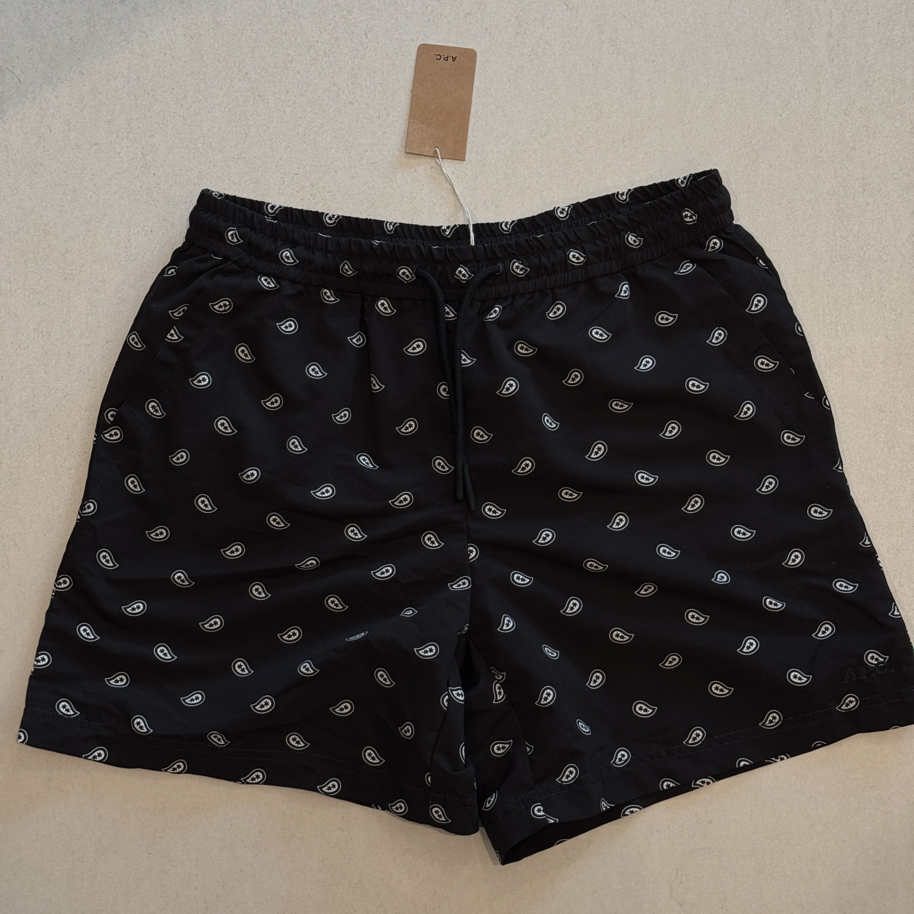 A.P.C. A.P.C. Bobby Swim Shorts - Black Size US 26 / EU 42 - 1 Thumbnail
