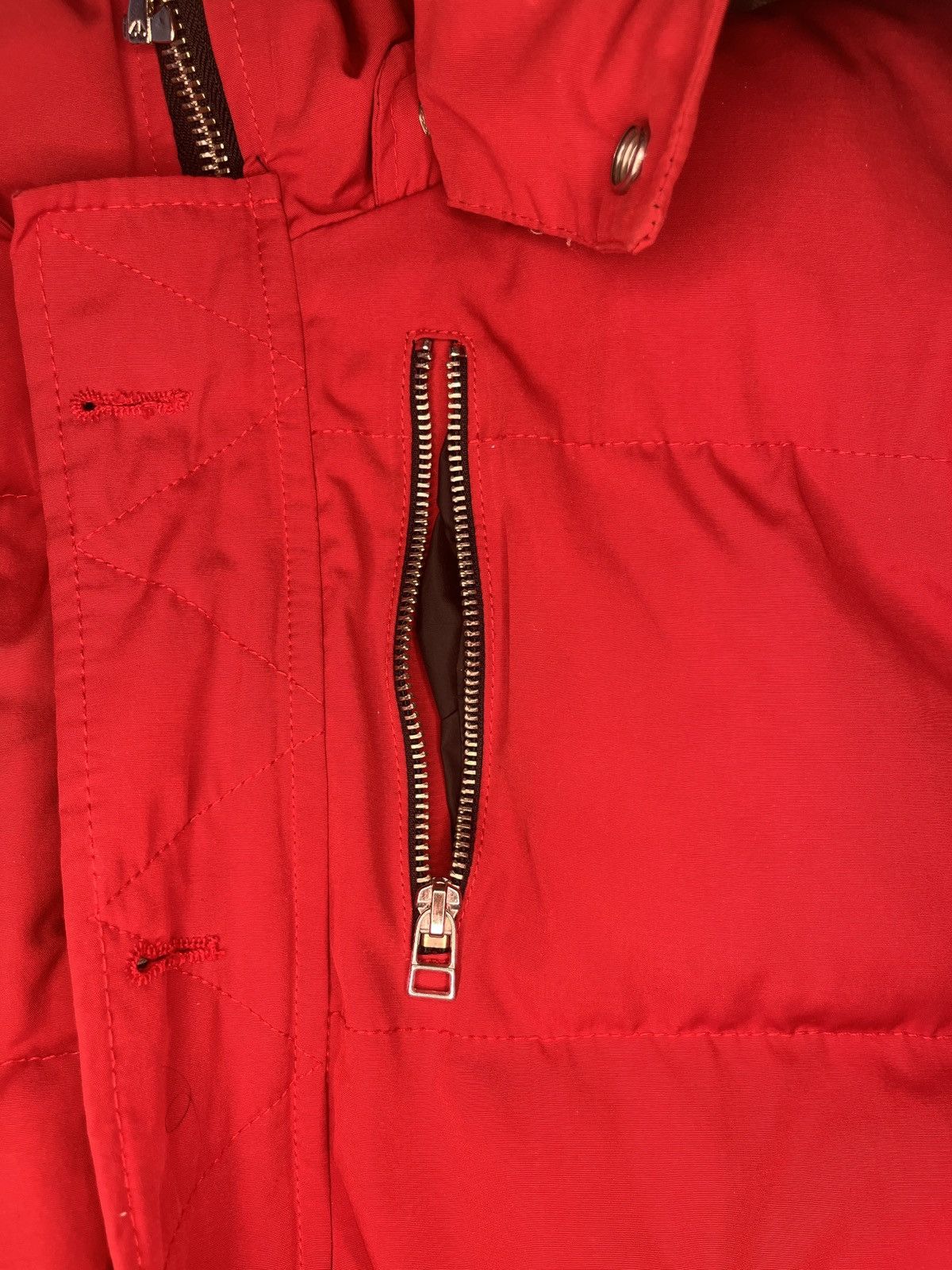 Moose Knuckles Red women’s Moose knuckles puffer jacket with fur hood Size L / US 10 / IT 46 - 7 Thumbnail