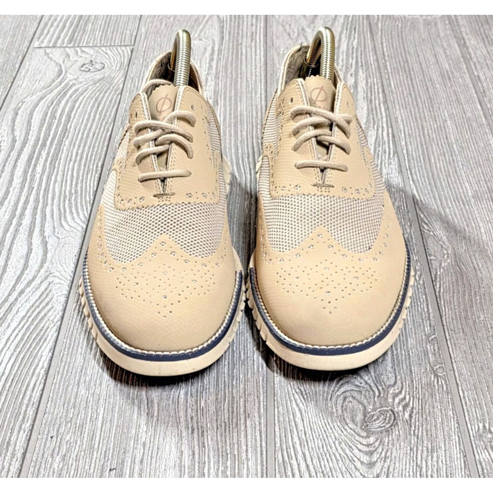 Cole Haan Cole Haan Zerogrand 8 Mens No Stitch Closed Wingtip Oxford Barley Beige Ivory Leather Wingtip Casual Shoe 8 Mens Beige Cole Haan Zerogrand 8 Size US 8 / EU 41 - 5 Thumbnail