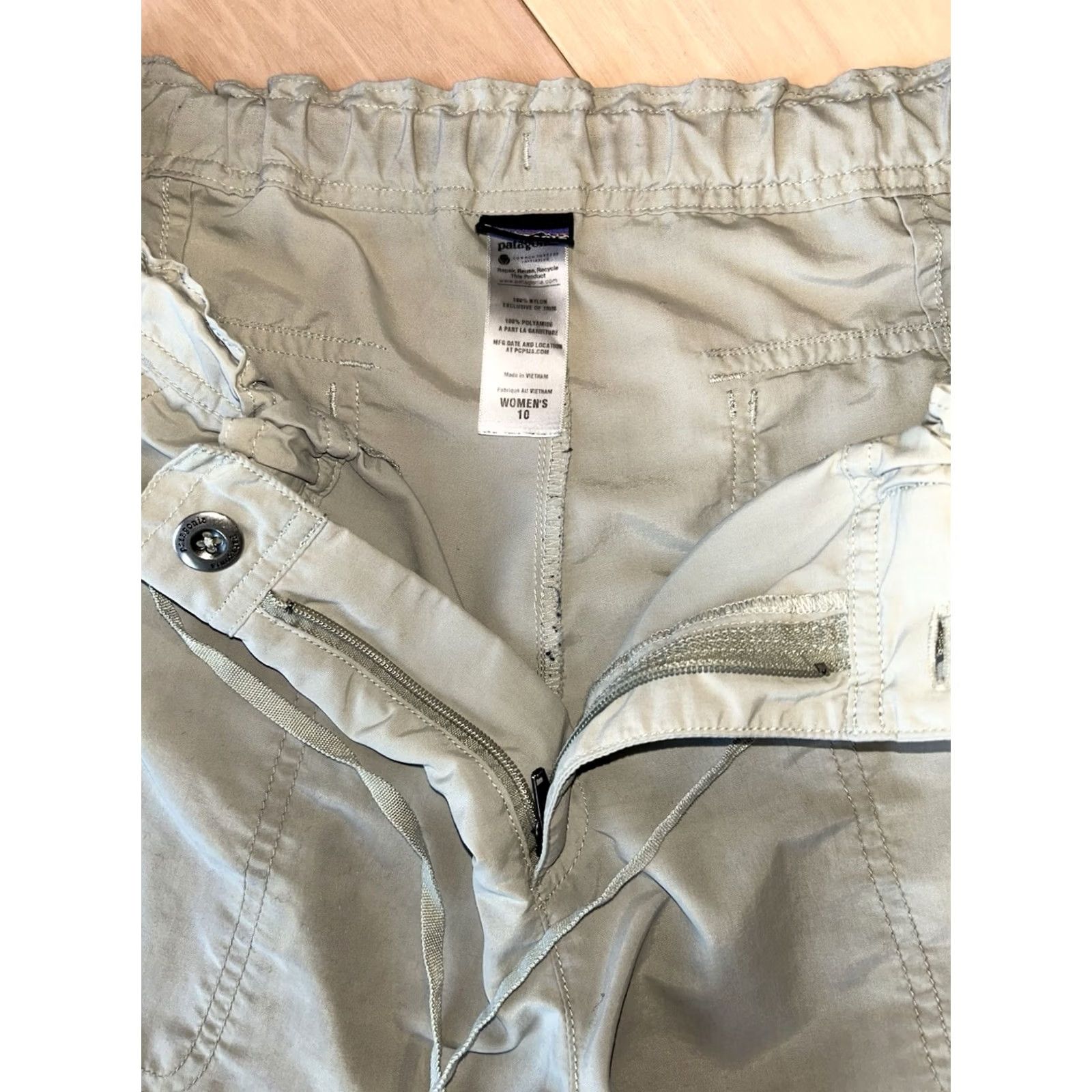 Patagonia VINTAGE: Note—this item is not vintage. Size 32" / US 10 / IT 46 - 5 Thumbnail